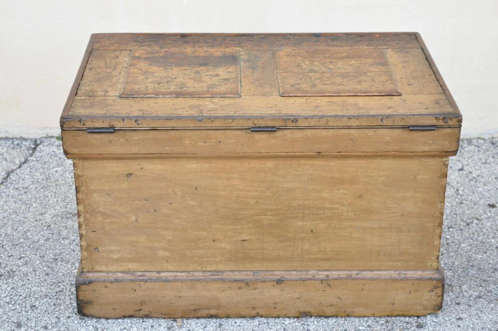 Antique 19th C French Hand Painted Distressed Wood Blanket Chest Dovetail Trunk For Sale 4