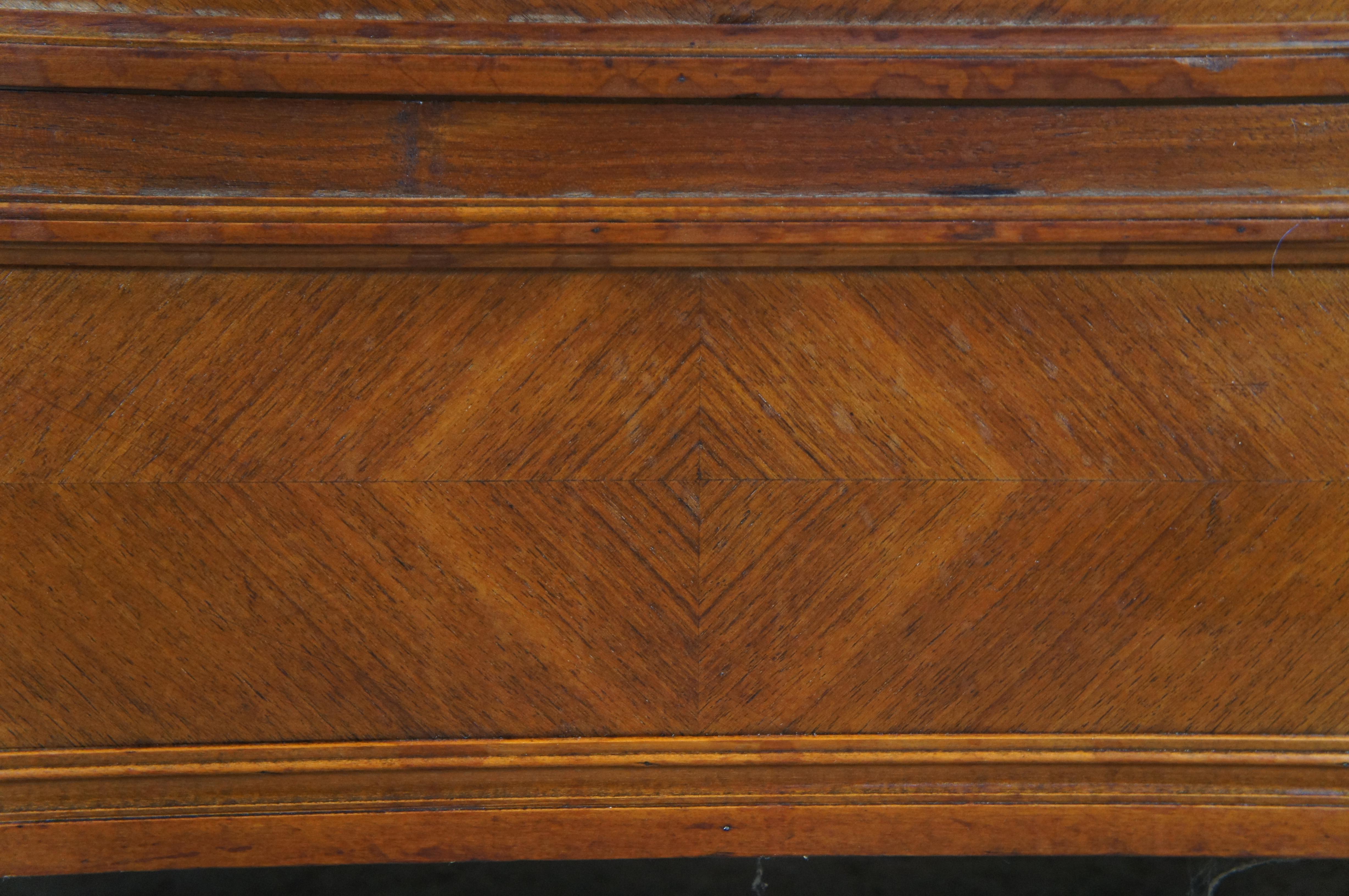 Antique 19th C. French Louis Philippe Matchbook Walnut Commode Chest of Drawers For Sale 4