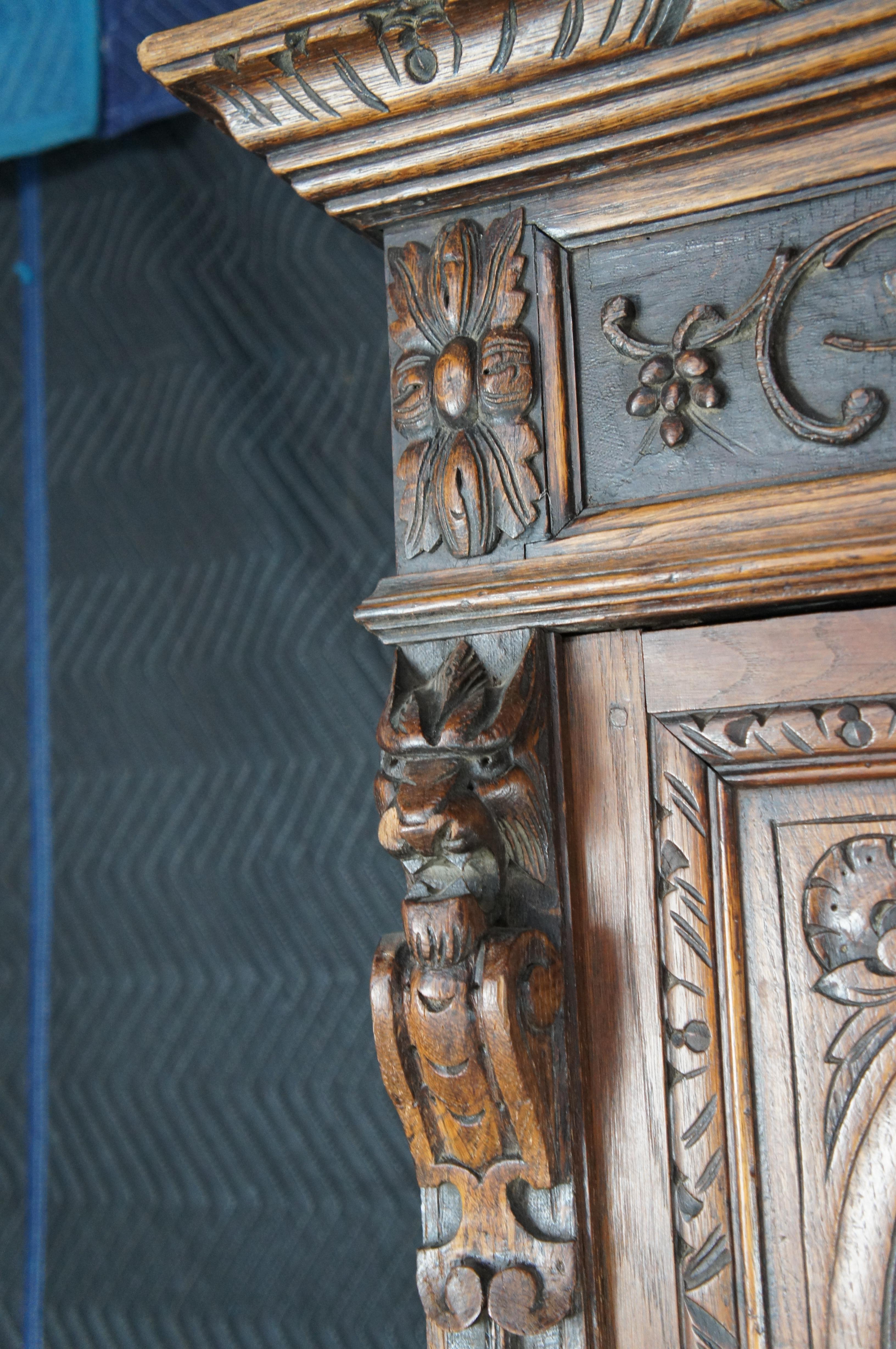 Antique 19th C French Renaissance Revival Hunt Cabinet Hutch Cupboard Eiche geschnitzt im Angebot 1