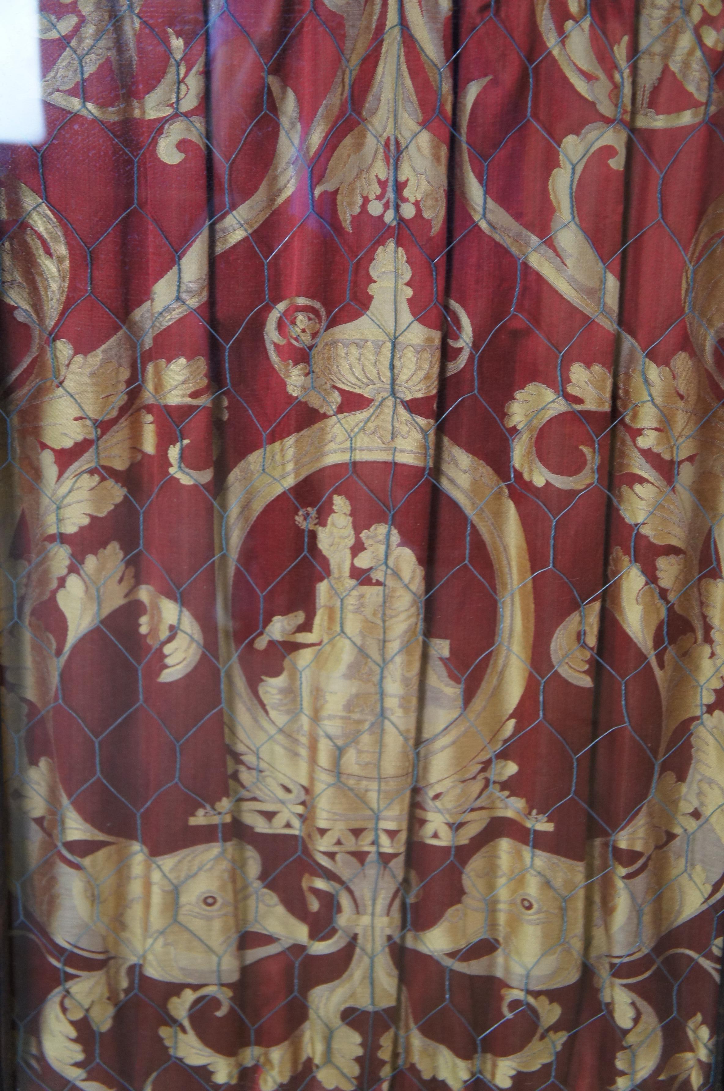 Antike 19. Jh. French Renaissance Revival Eiche Hängebücherregal Curio Cupboard (Stoff) im Angebot