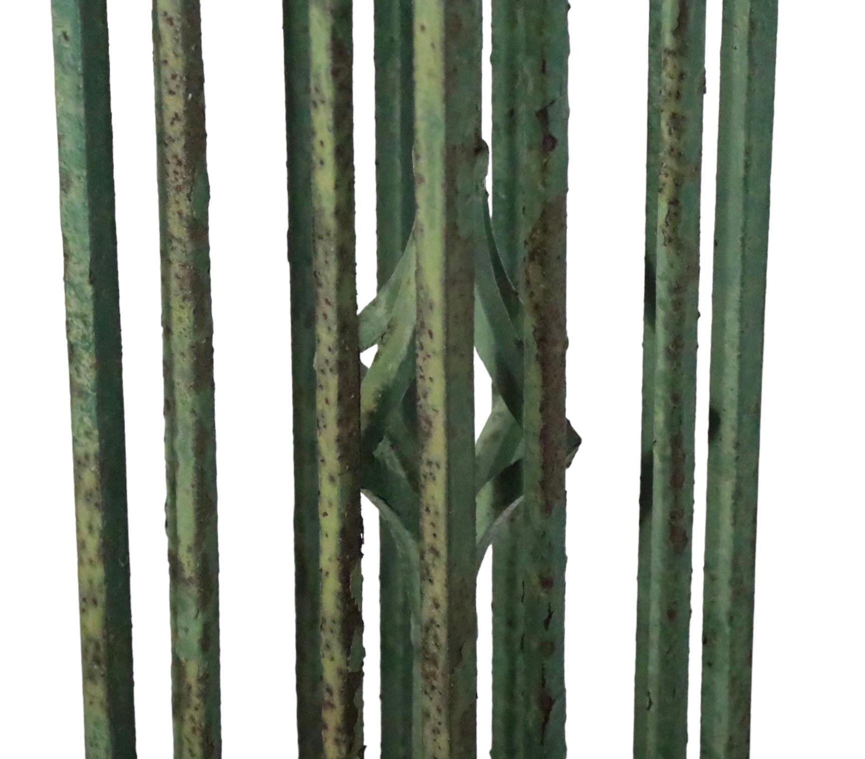 Antique 19th Century Iron Fence Post in Original Paint Surface In Good Condition For Sale In New York, NY