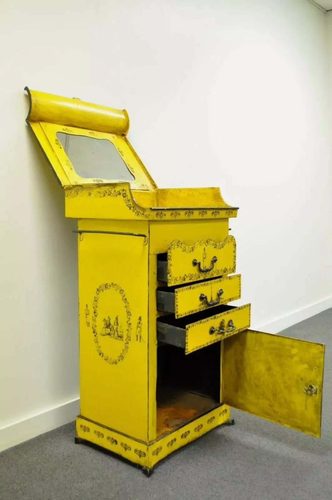 A.I.C. Italian Regency Tole Metal Flip Top Yellow Vanity Sink Drysink en vente 1