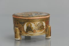 Antique 19th Century Japanese Satsuma Covered Tripod Box Japan Yokohama Satsuma