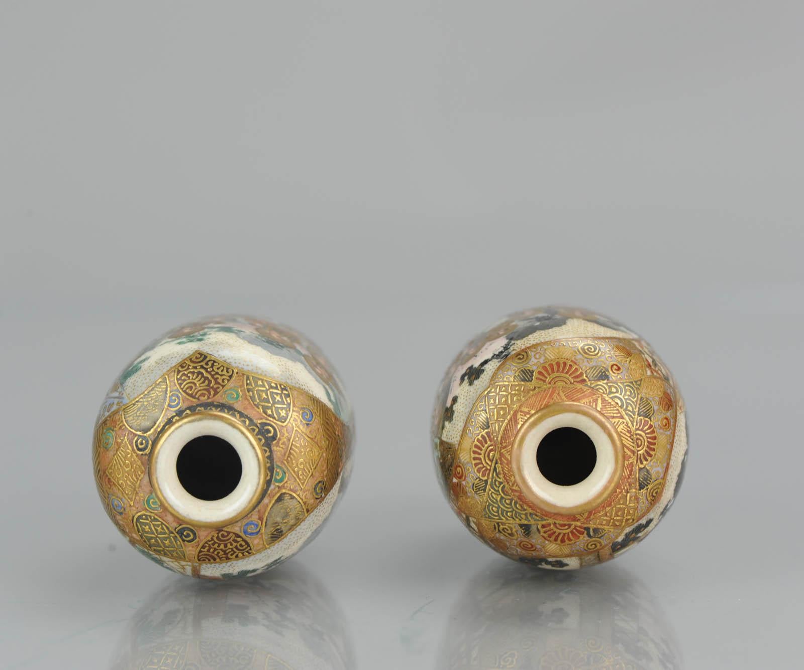 Paire de mini vases anciens Satsuma du 19ème siècle avec figurines japonaises de la période Meiji en vente 3