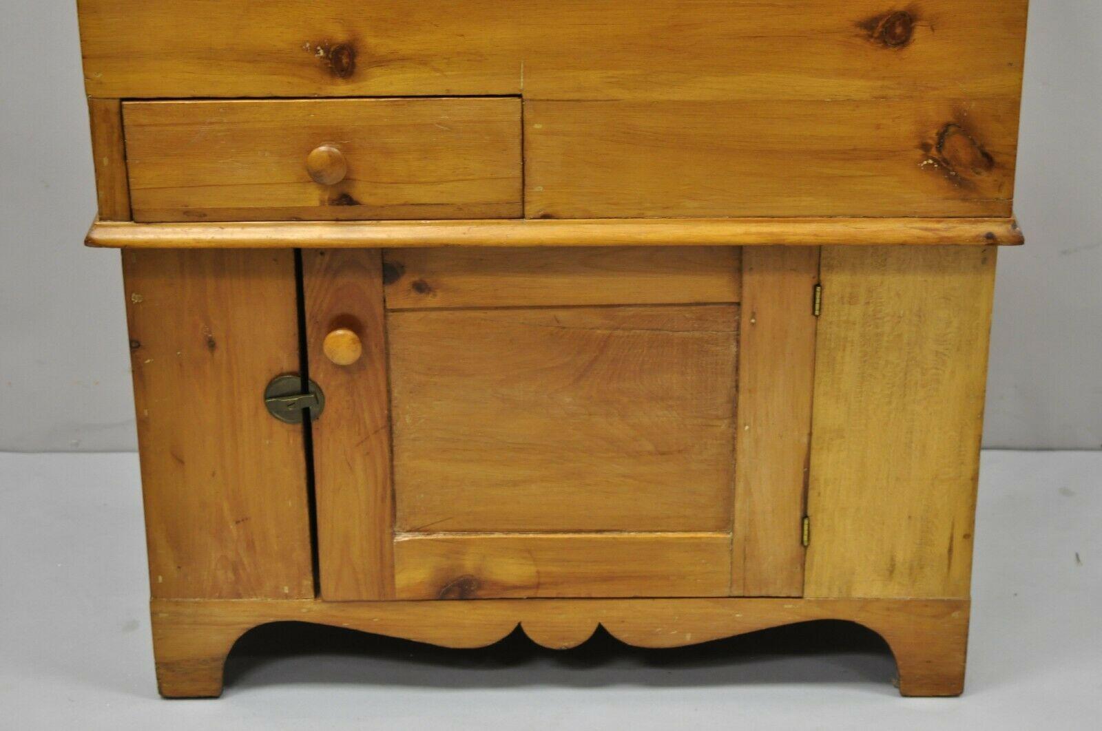 Antique 19th C. Primitive Pine Wood Lift Top Dry Sink Washstand Commode Cabinet For Sale 2