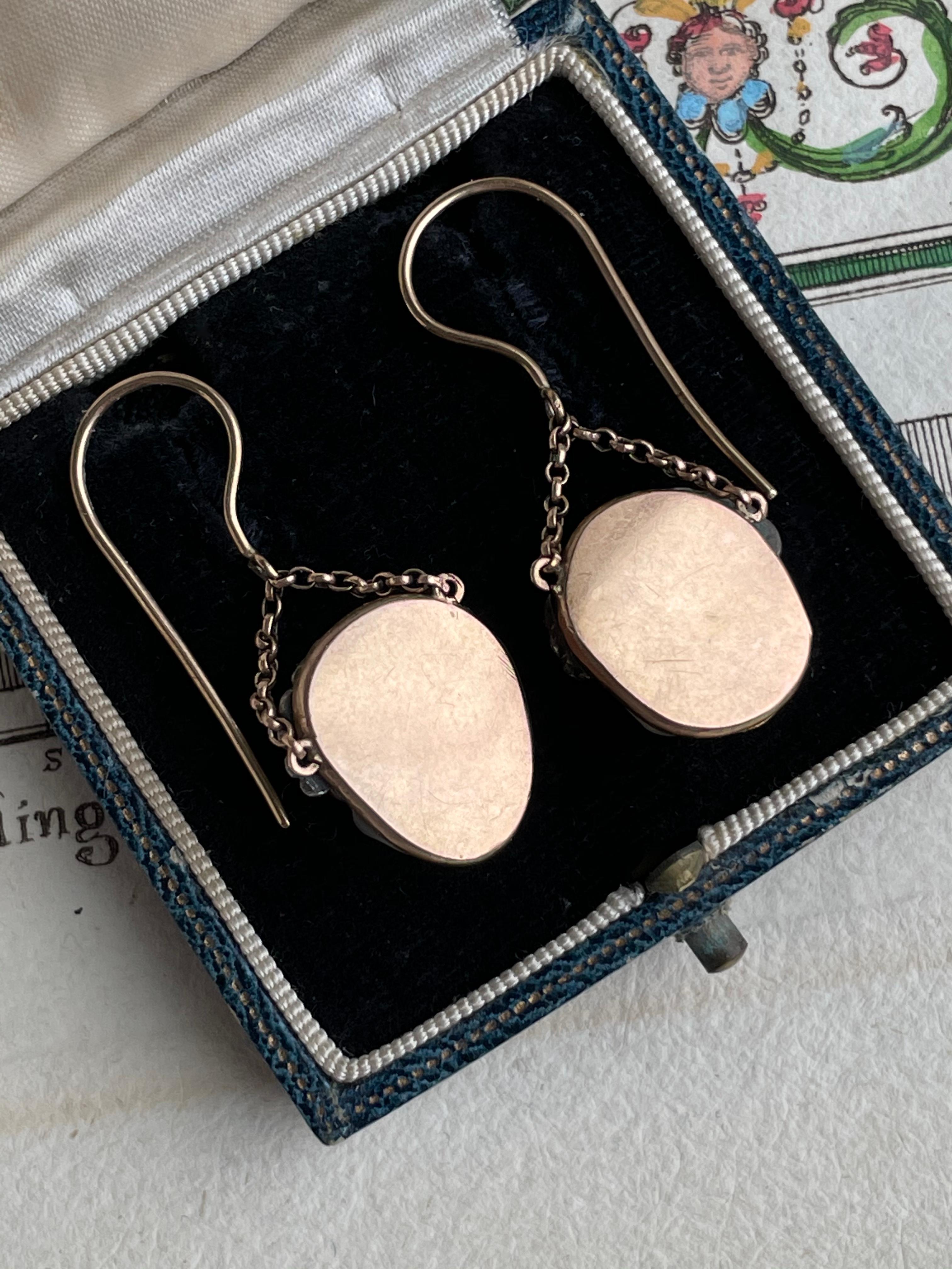 A.I.C Revival Antique Nature Baroque Pearl Mouse Earrings en vente 1