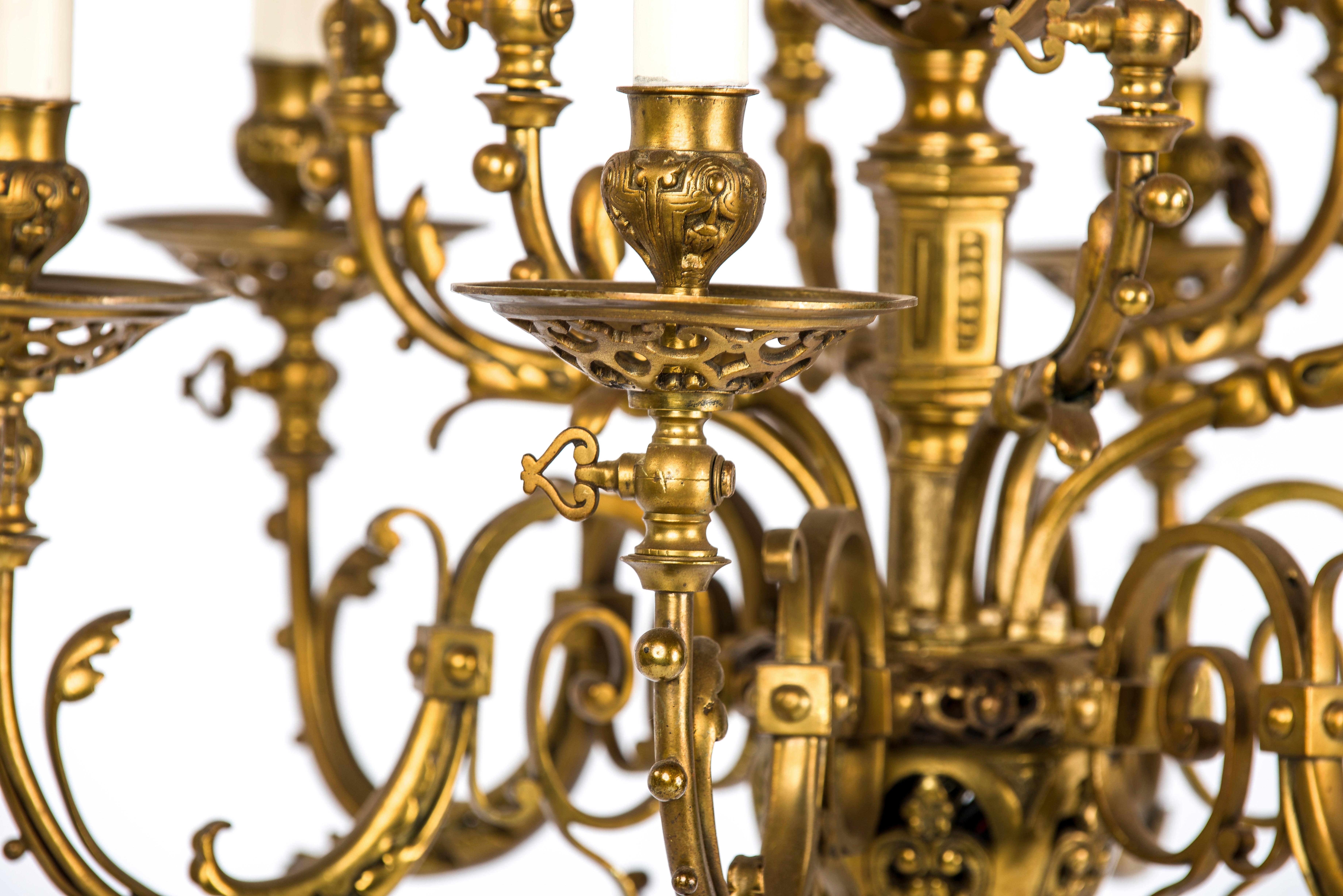 Antique 19th C Renaissance Style Brass Electric Two Tier 12 Light Chandelier In Good Condition In Casteren, NL