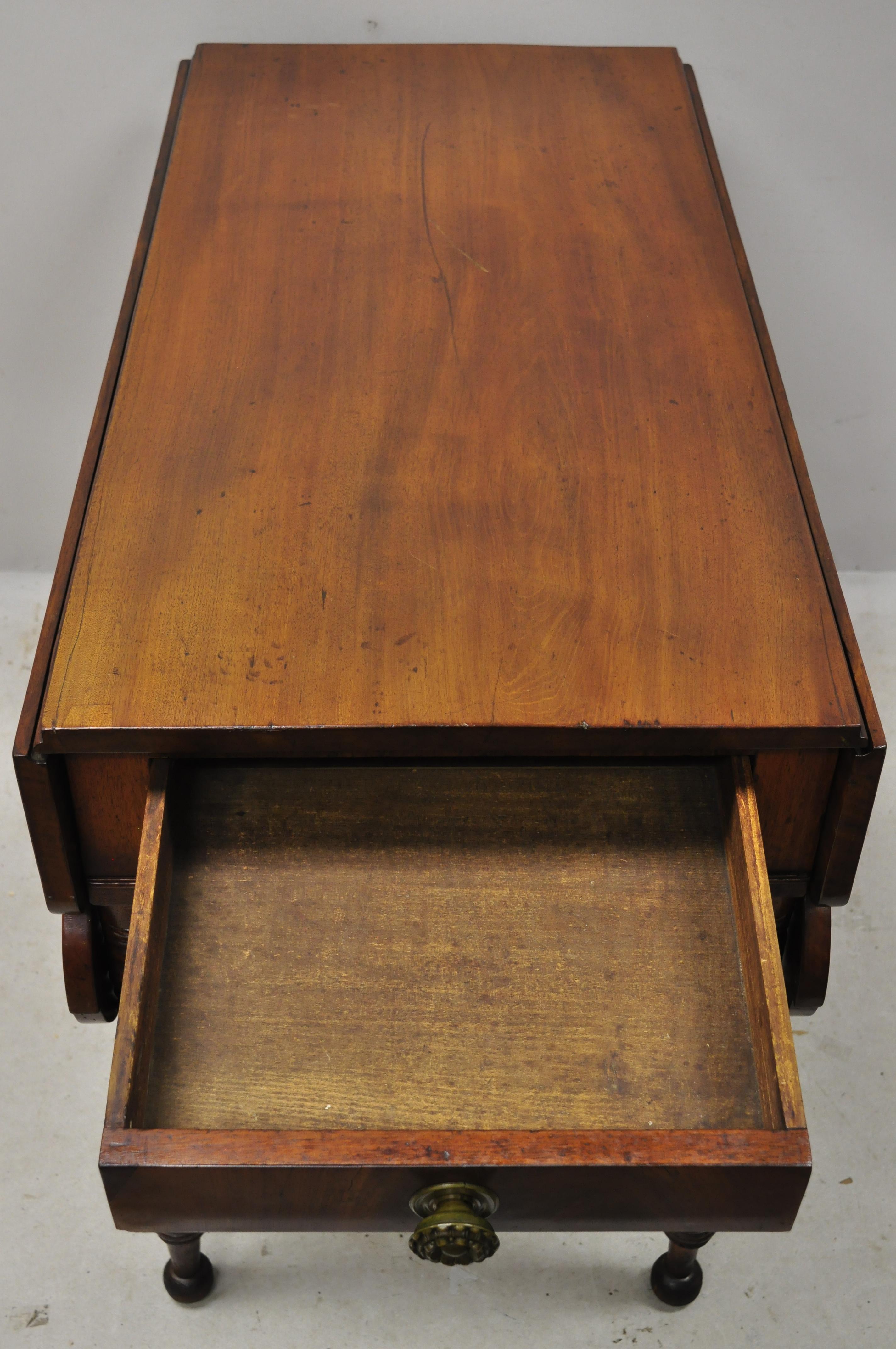 19th Century Scallop Carved Drop Leaf Mahogany Breakfast Dining Table 1-Drawer 4