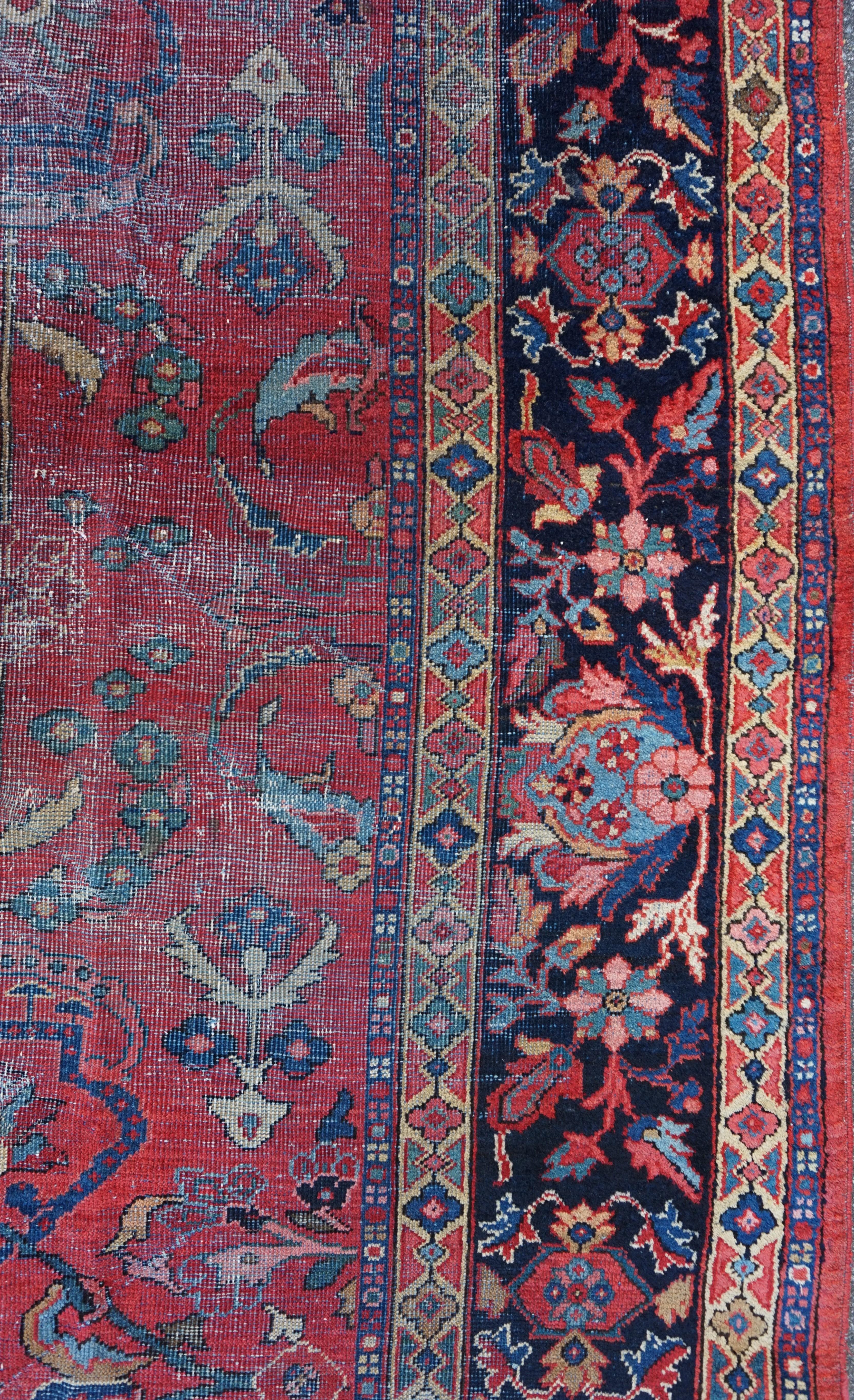 Antike 19. C. Semi Distressed Hand geknüpft Ziegler Mahal Agra Teppich Teppich im Angebot 8