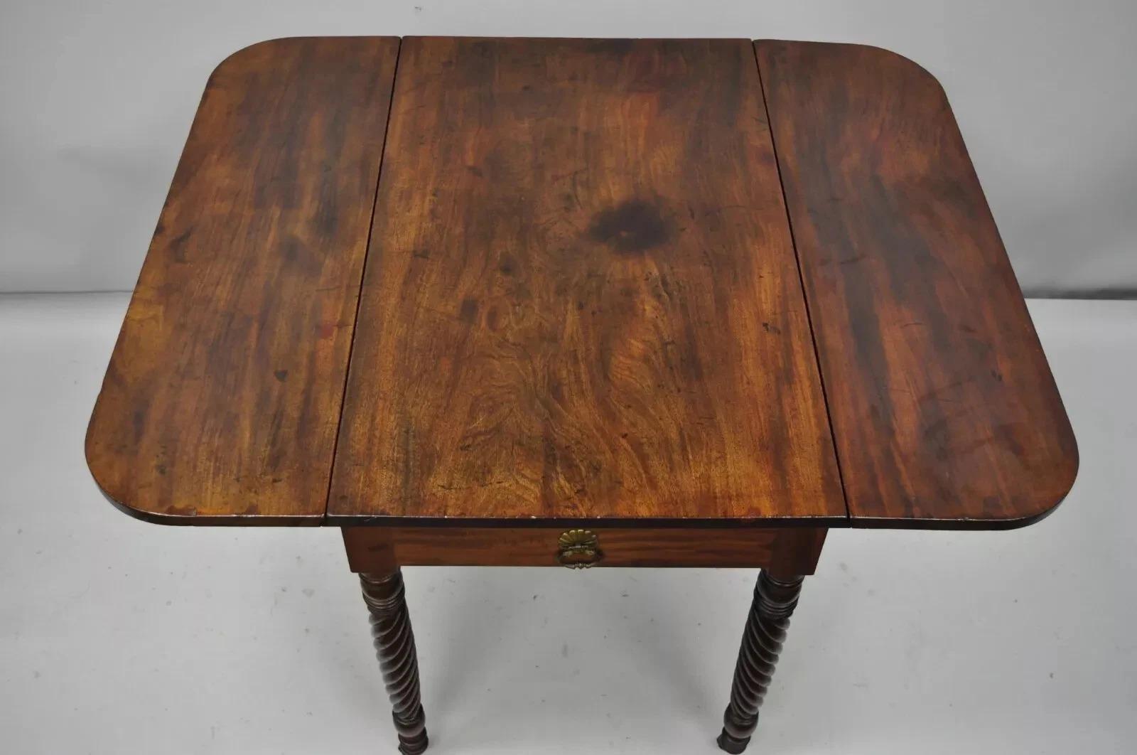 Antique 19th C. Sheraton Mahogany Turn Carved Spiral Leg Drop Leaf Dining Table For Sale 1