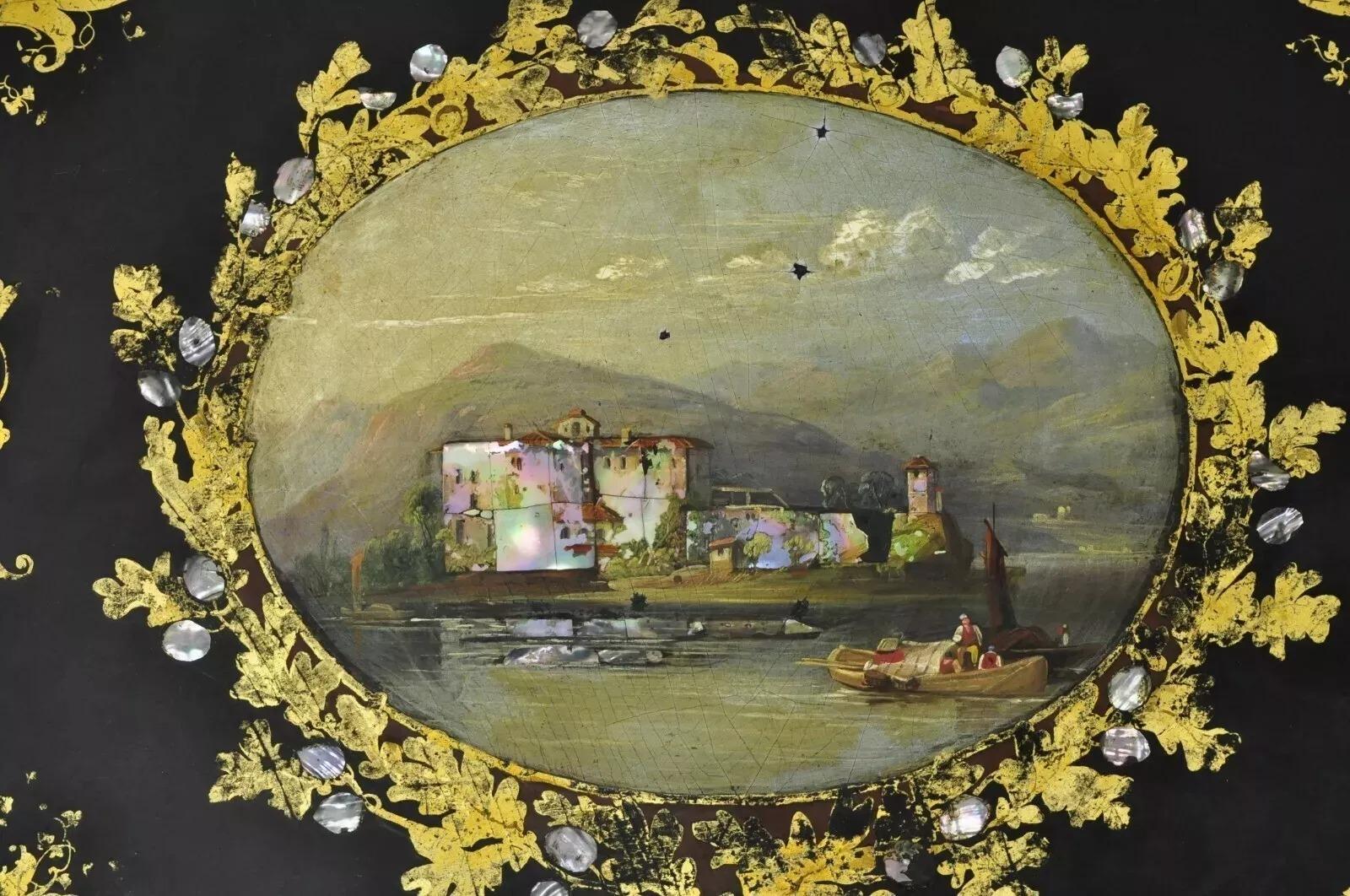 Bois Antique A.Mach I.C. Victorian Papier Mache Mother of Pearl Inlay Pedestal Side Table en vente