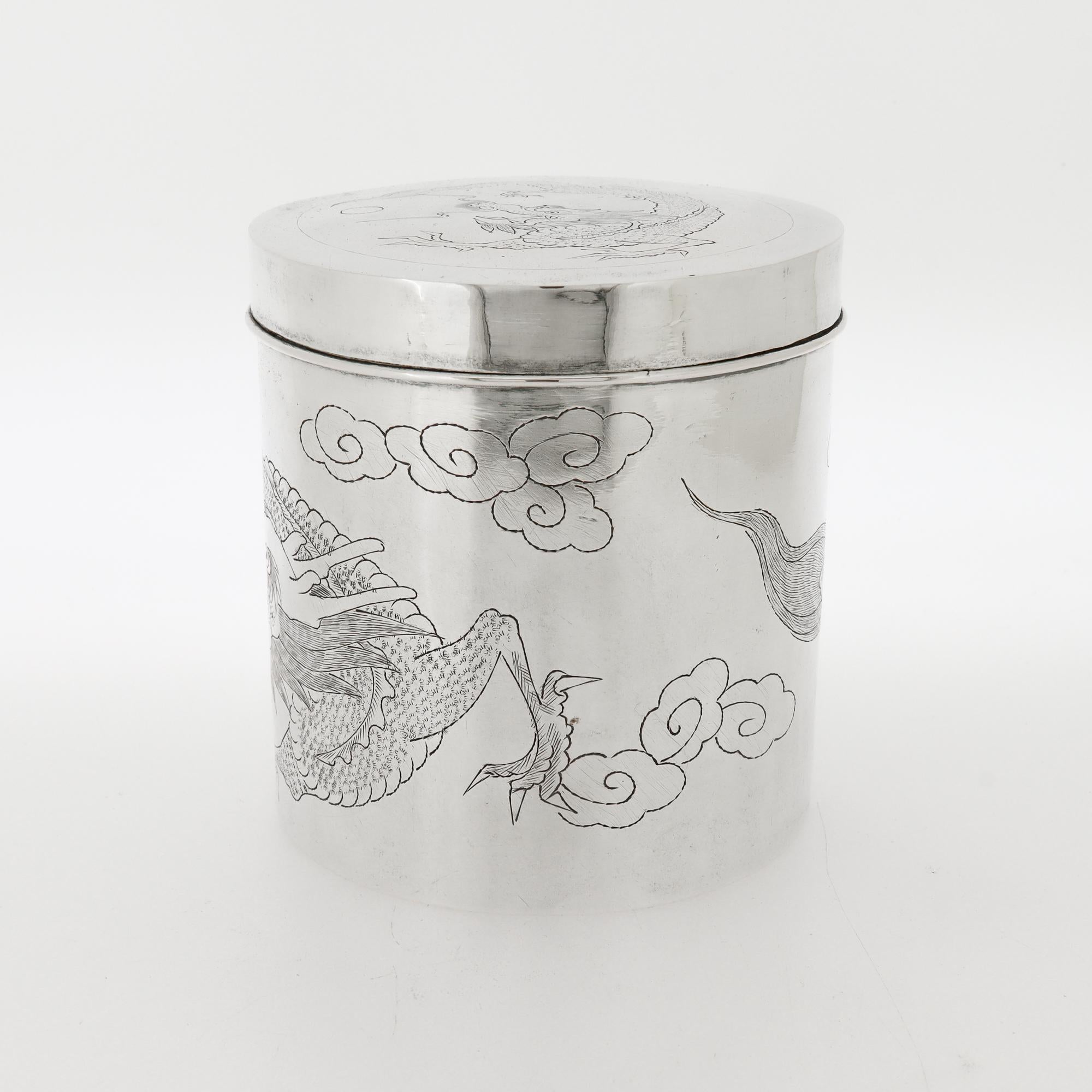 Antike 19. Jahrhundert. Signiert Yang Qing He Chinesisch Export Silber graviert Dragon Box im Angebot 3