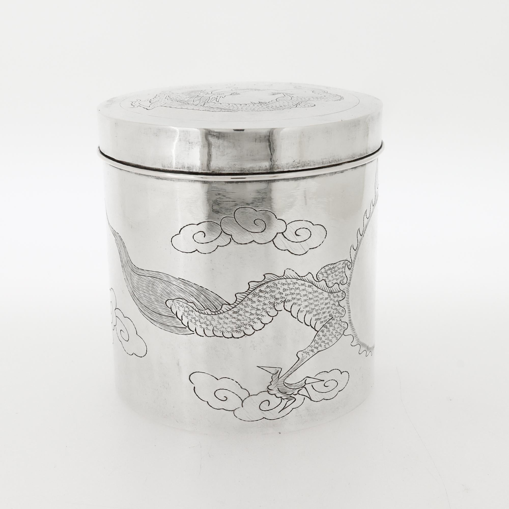 Antike 19. Jahrhundert. Signiert Yang Qing He Chinesisch Export Silber graviert Dragon Box im Angebot 4