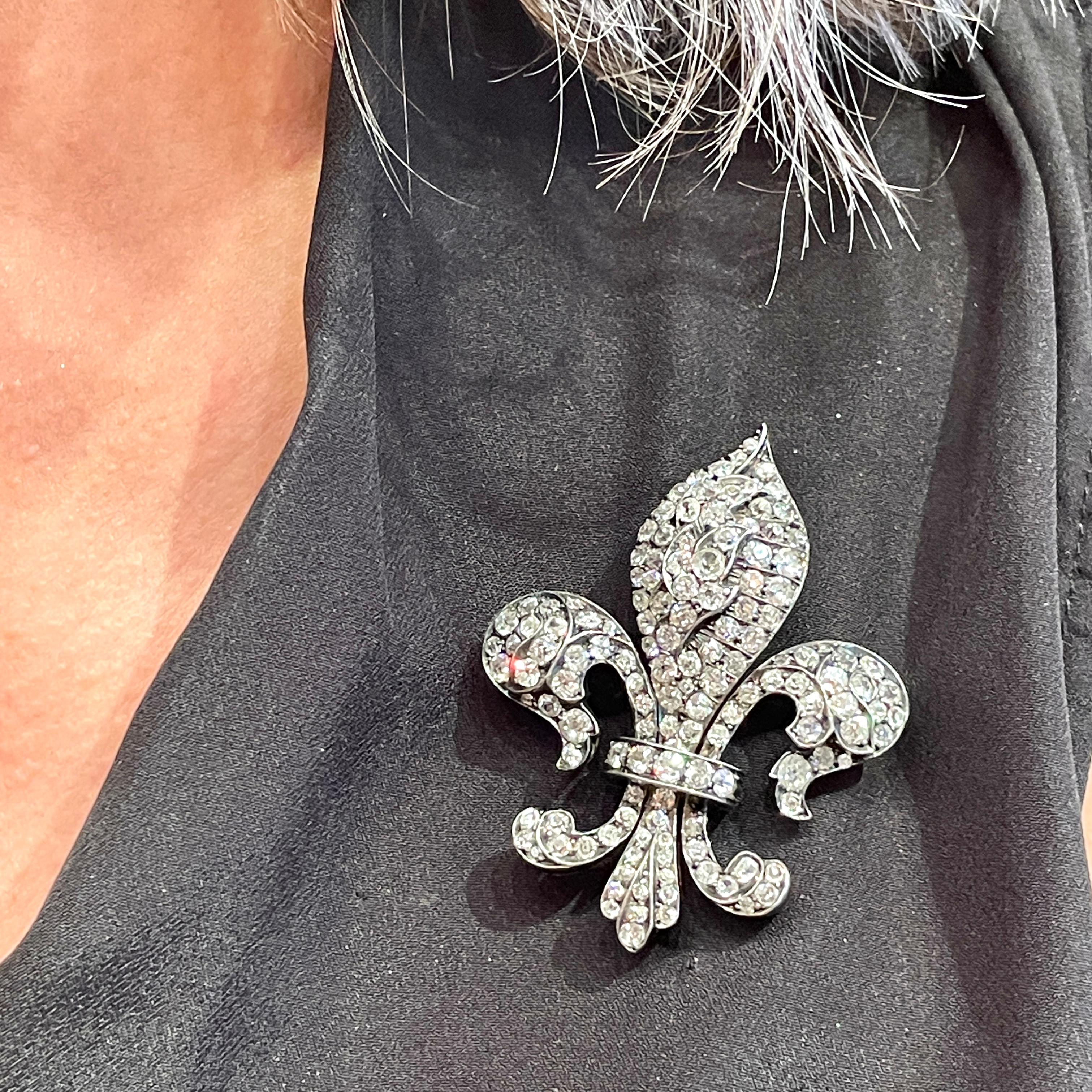 Broche / Pendentif Fleur de Lis en or 14K et argent antique du 19ème siècle avec diamants en vente 2
