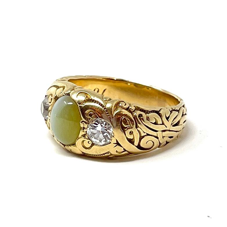 Women's or Men's Antique 19th Century 14K Gold Cat's Eye Chrysoberyl and Diamond Gent's Ring