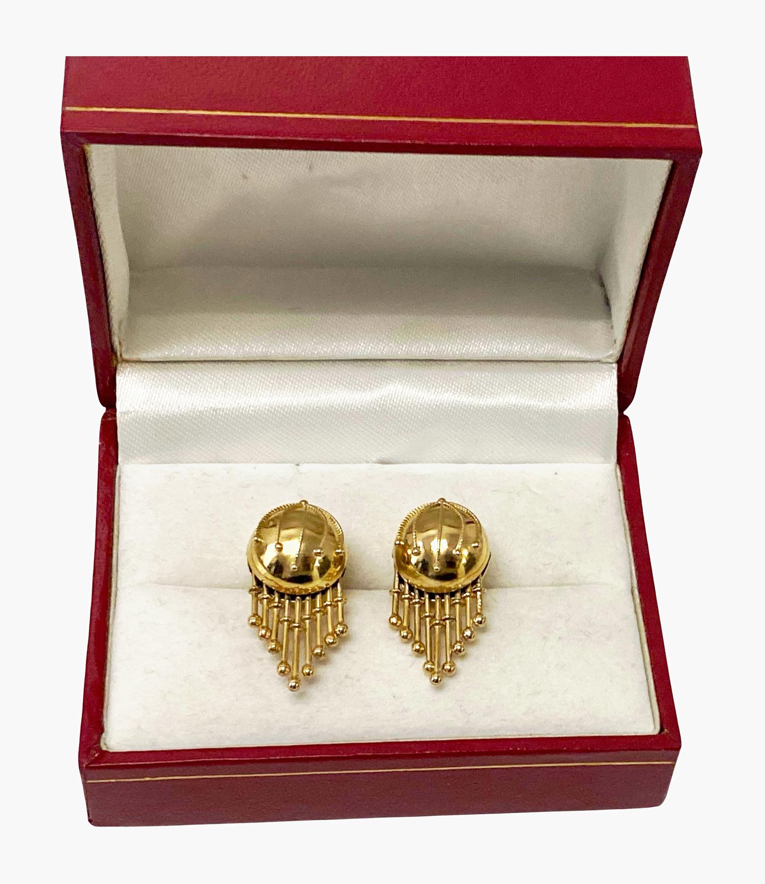 Antique 19th century 18K drop Earrings, English C.1860 In Good Condition For Sale In Toronto, ON