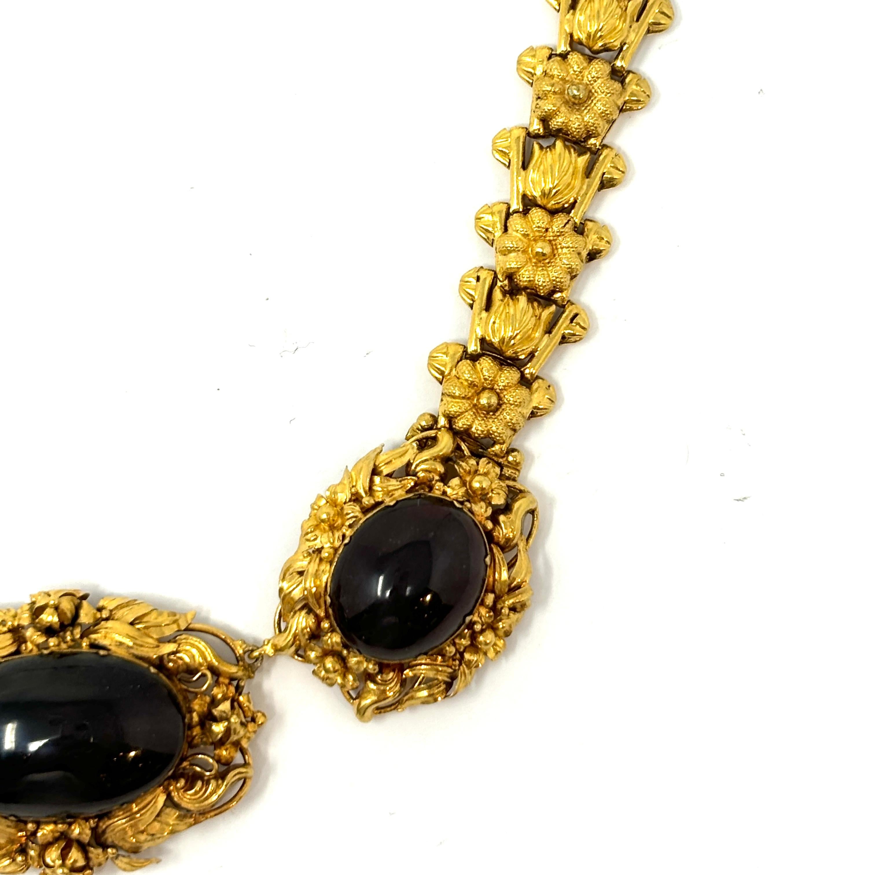 Antique 19th Century 18K Gold and Garnet Necklace In Good Condition For Sale In New Orleans, LA