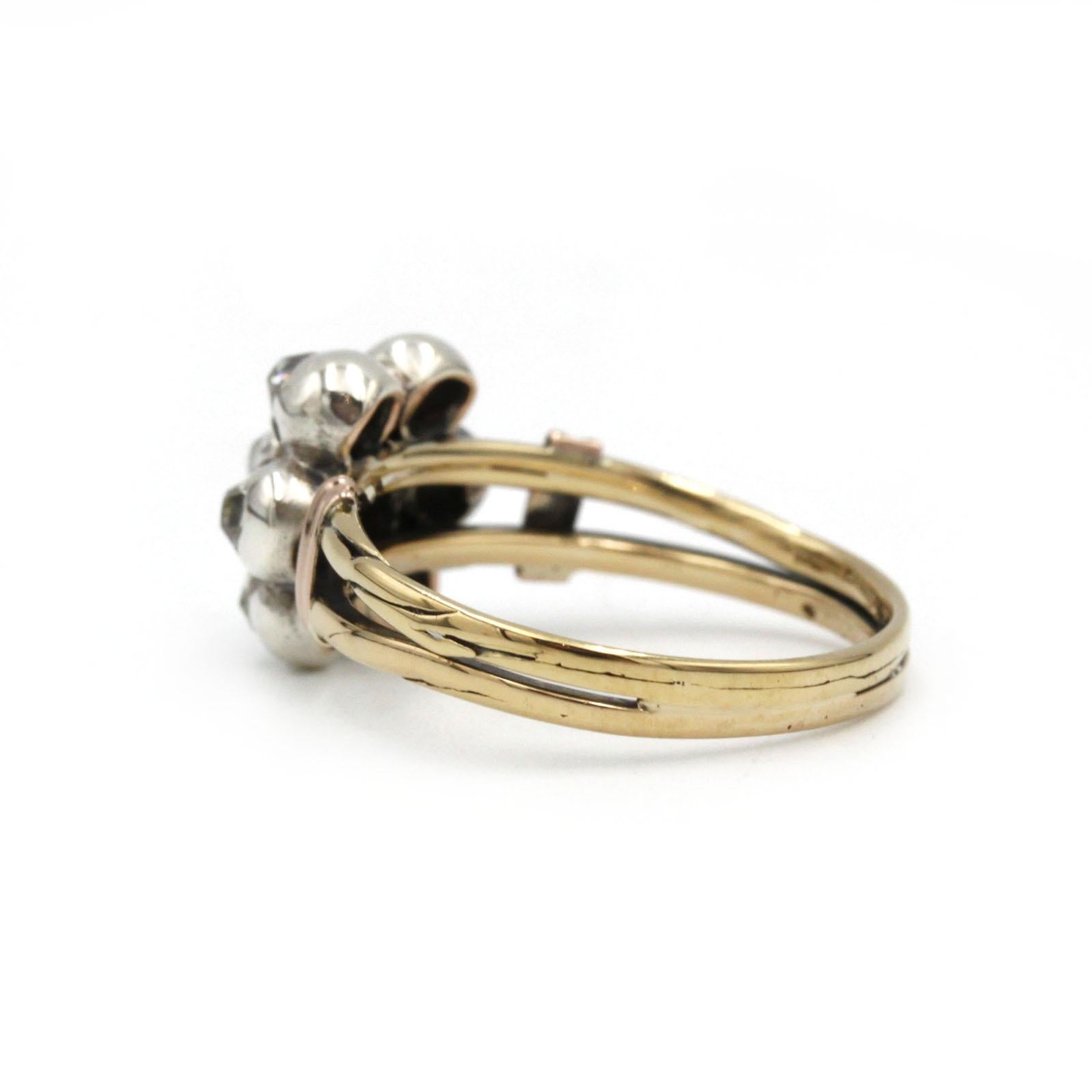 Taglio vecchia miniera Anello antico del XIX secolo in oro giallo 18 carati con sette pietre di diamanti della vecchia miniera, FR 53 (U in vendita