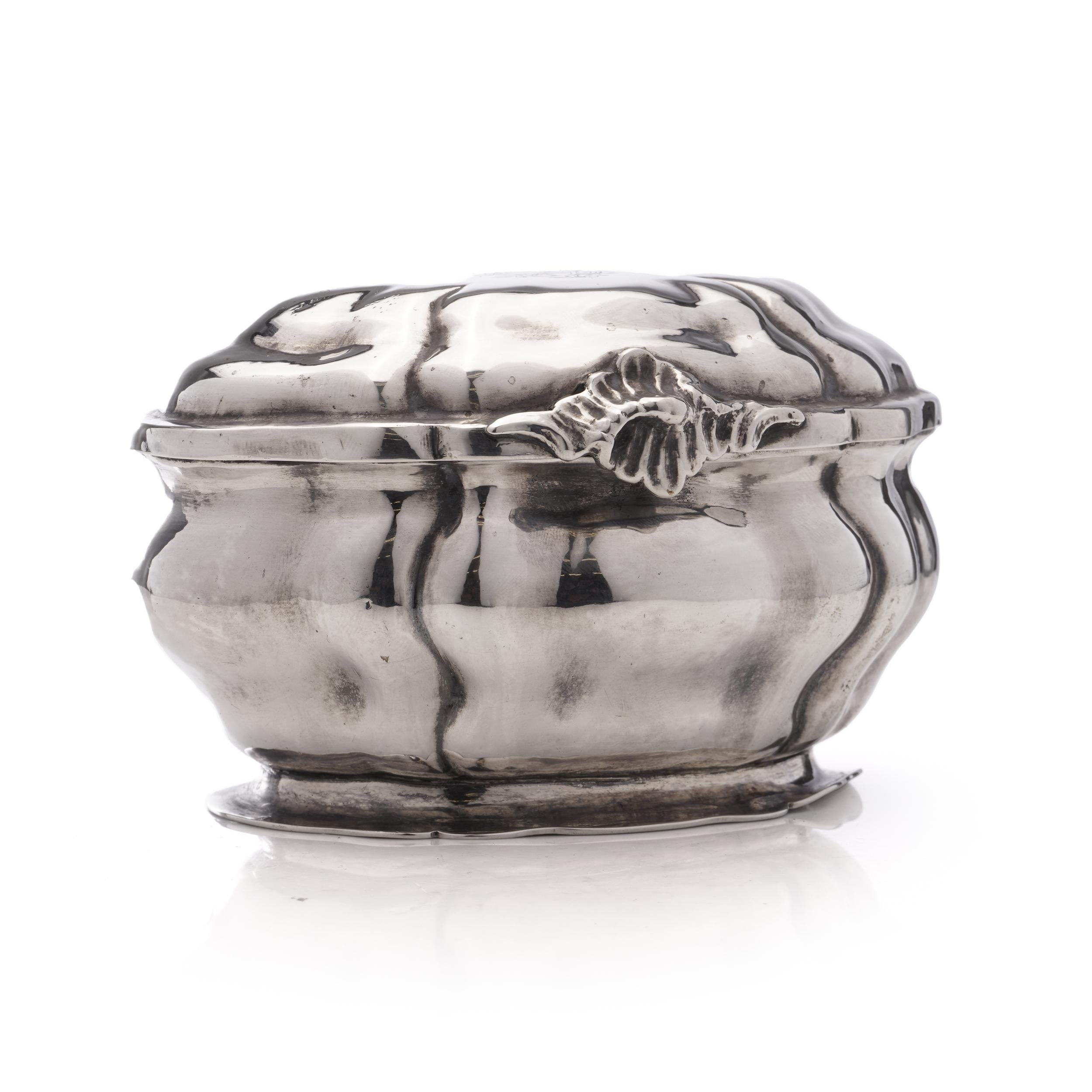 Antique 19th century 800. German silver small oval Tea Caddy with Hanau marks For Sale 1