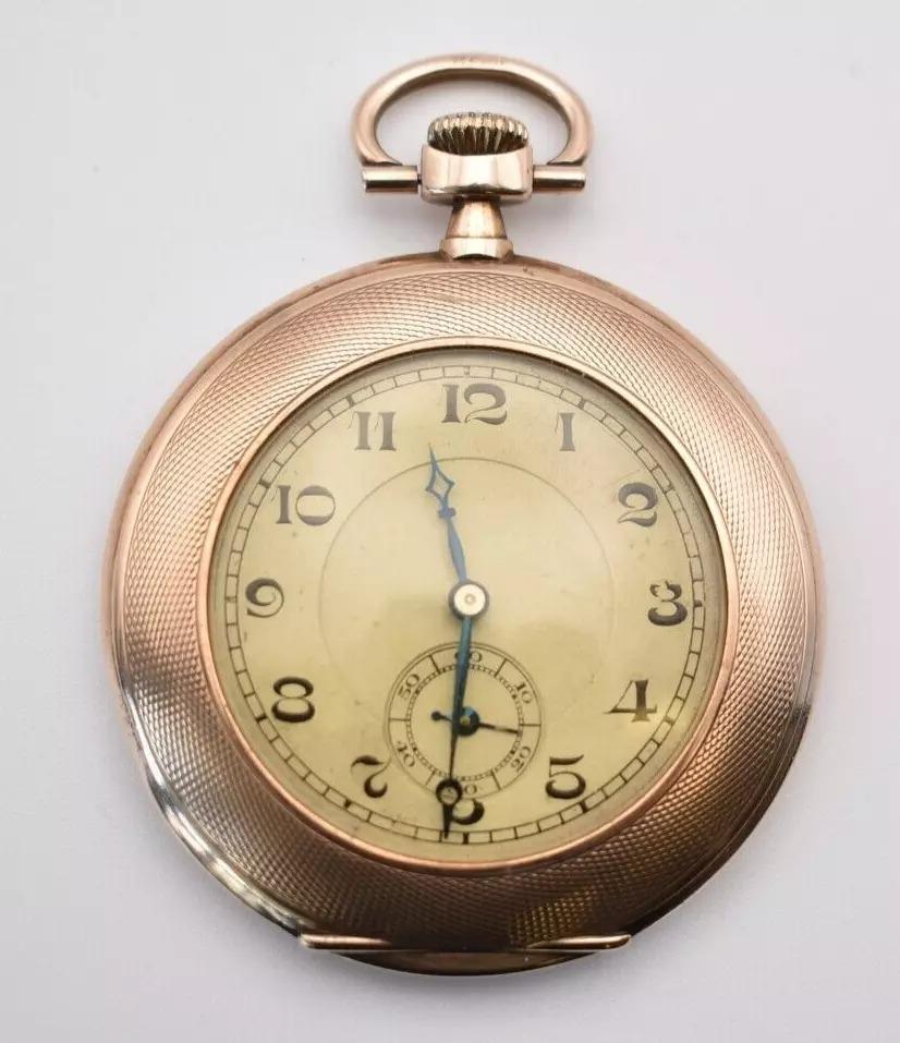 Men's Antique 19th Century 9ct Gold Open Faced Engine Turned Pocket Watch For Sale