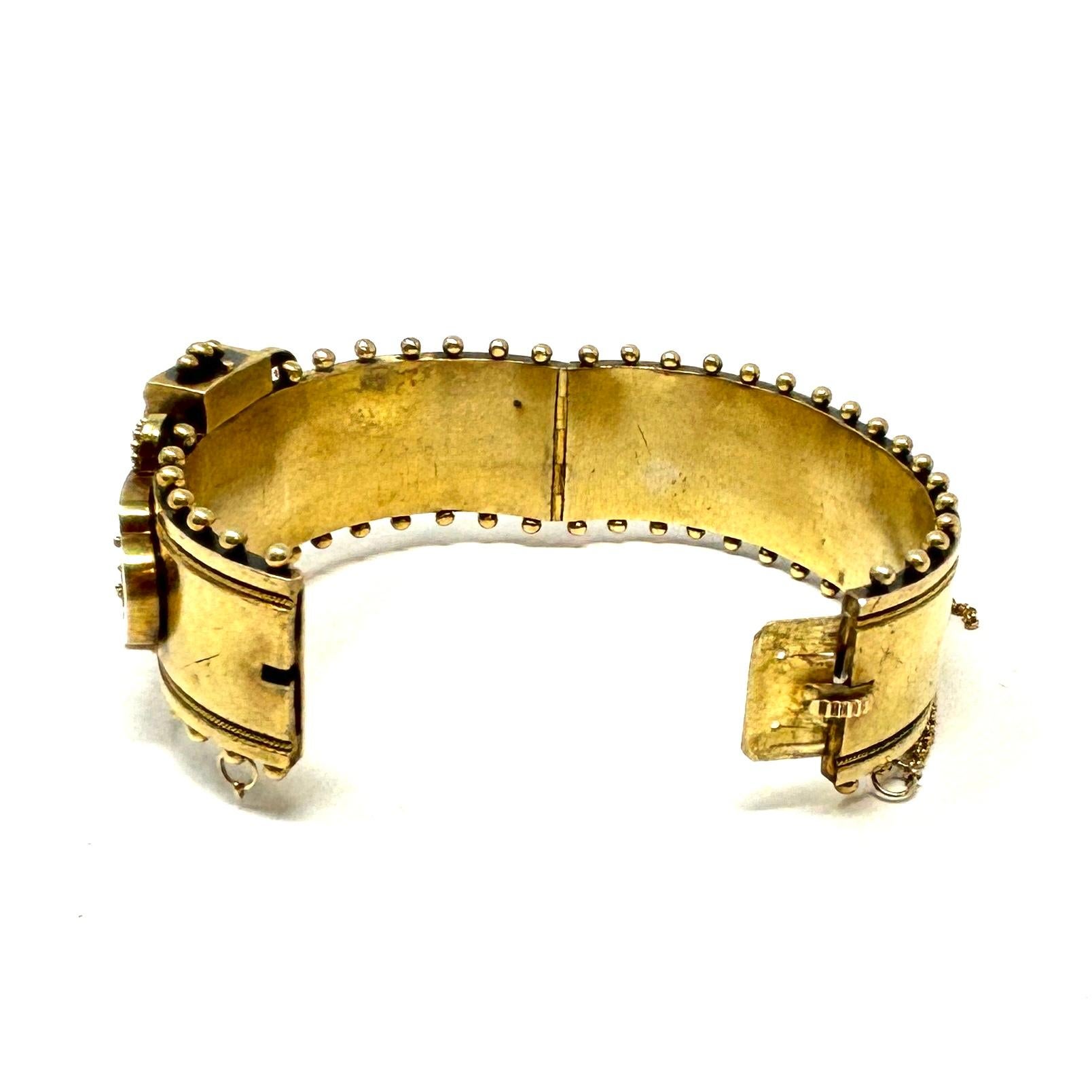 Antique 19th Century American 14K Gold and Pearl Victorian Bangle For Sale 2