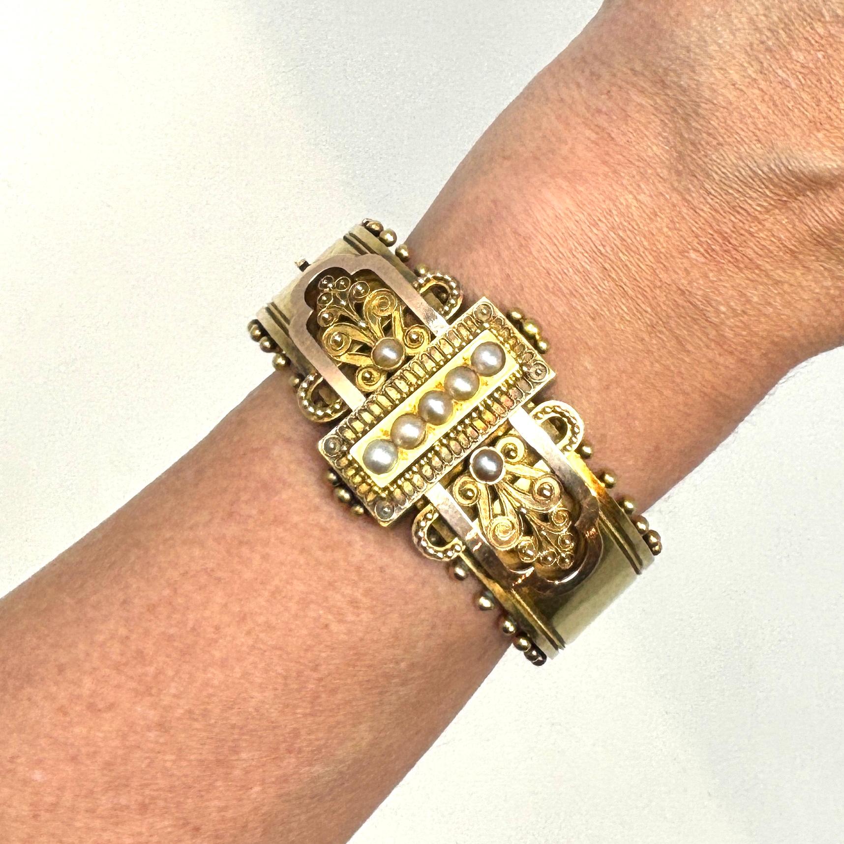 Antique 19th Century American 14K Gold and Pearl Victorian Bangle For Sale 3