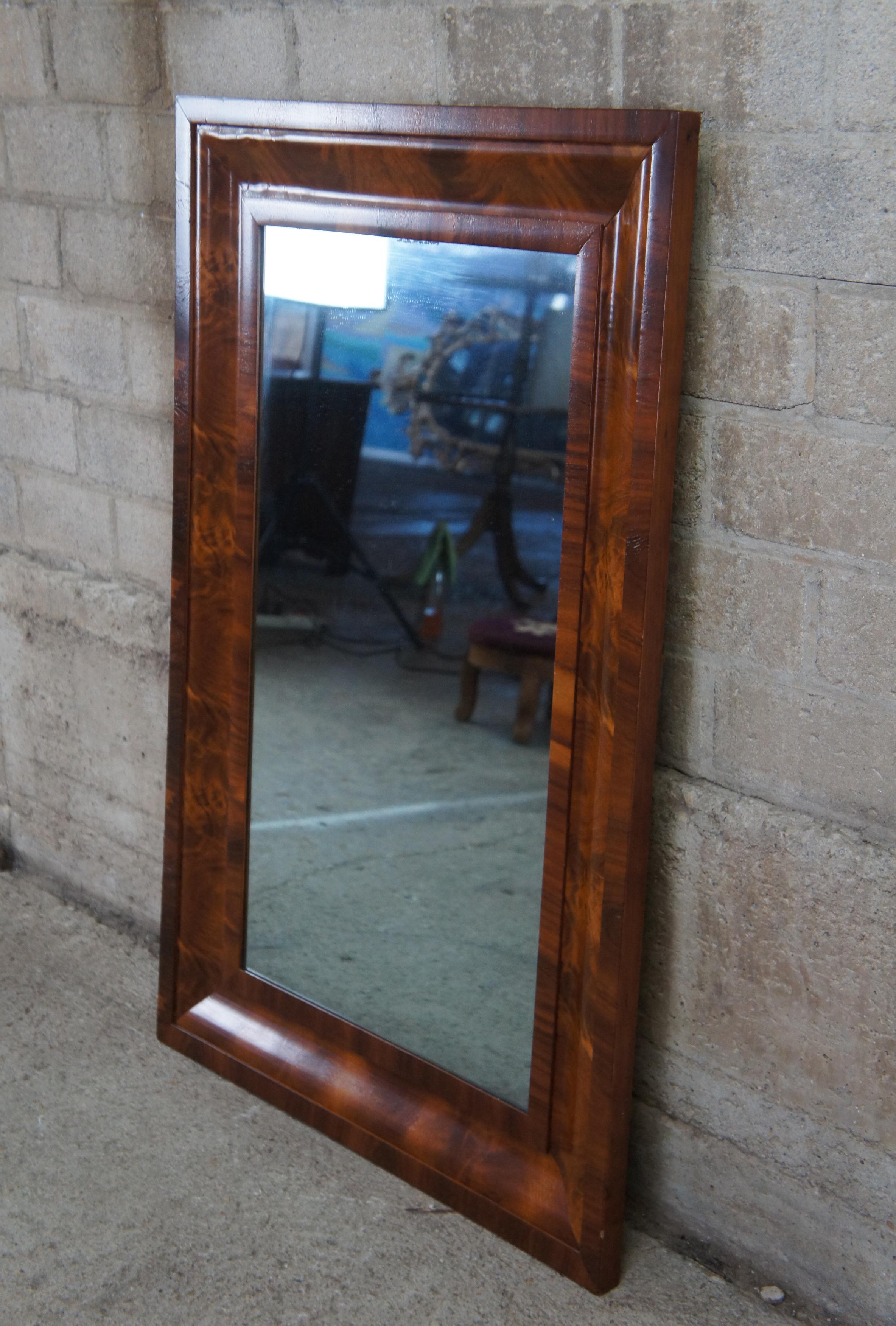 Antique 19th Century American Empire Flame Mahogany Rectangular Wall Mirror In Good Condition In Dayton, OH