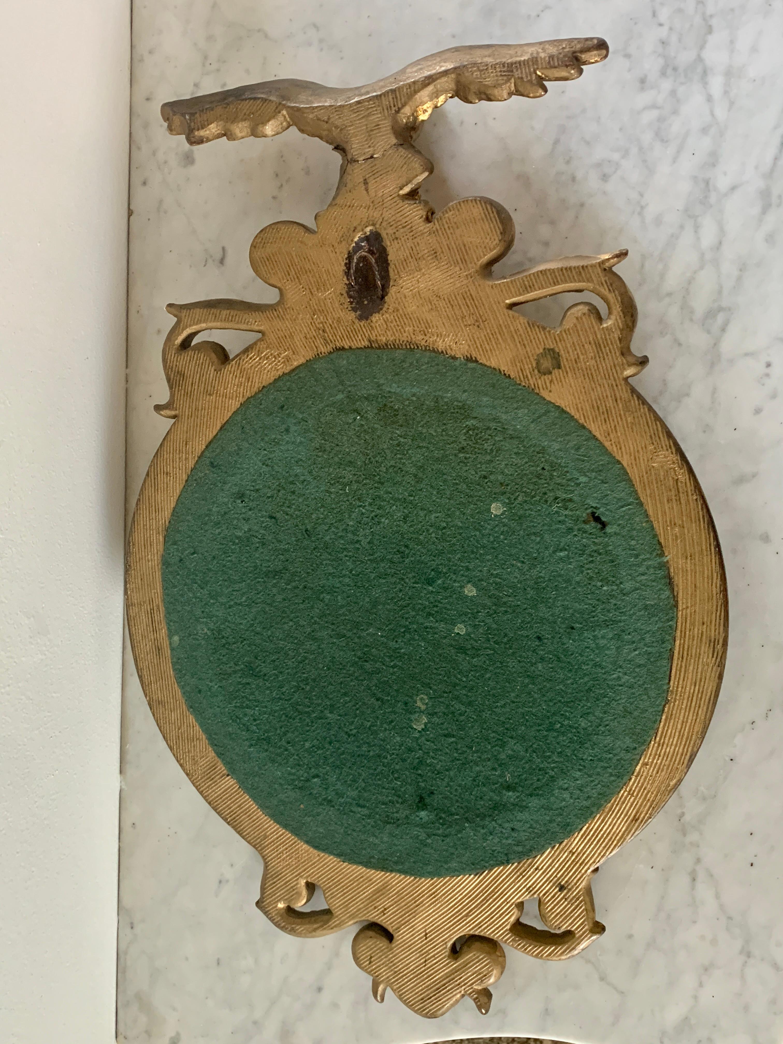 Antique 19th Century American Federal Giltwood Eagle Bullseye Convex Mirror For Sale 5
