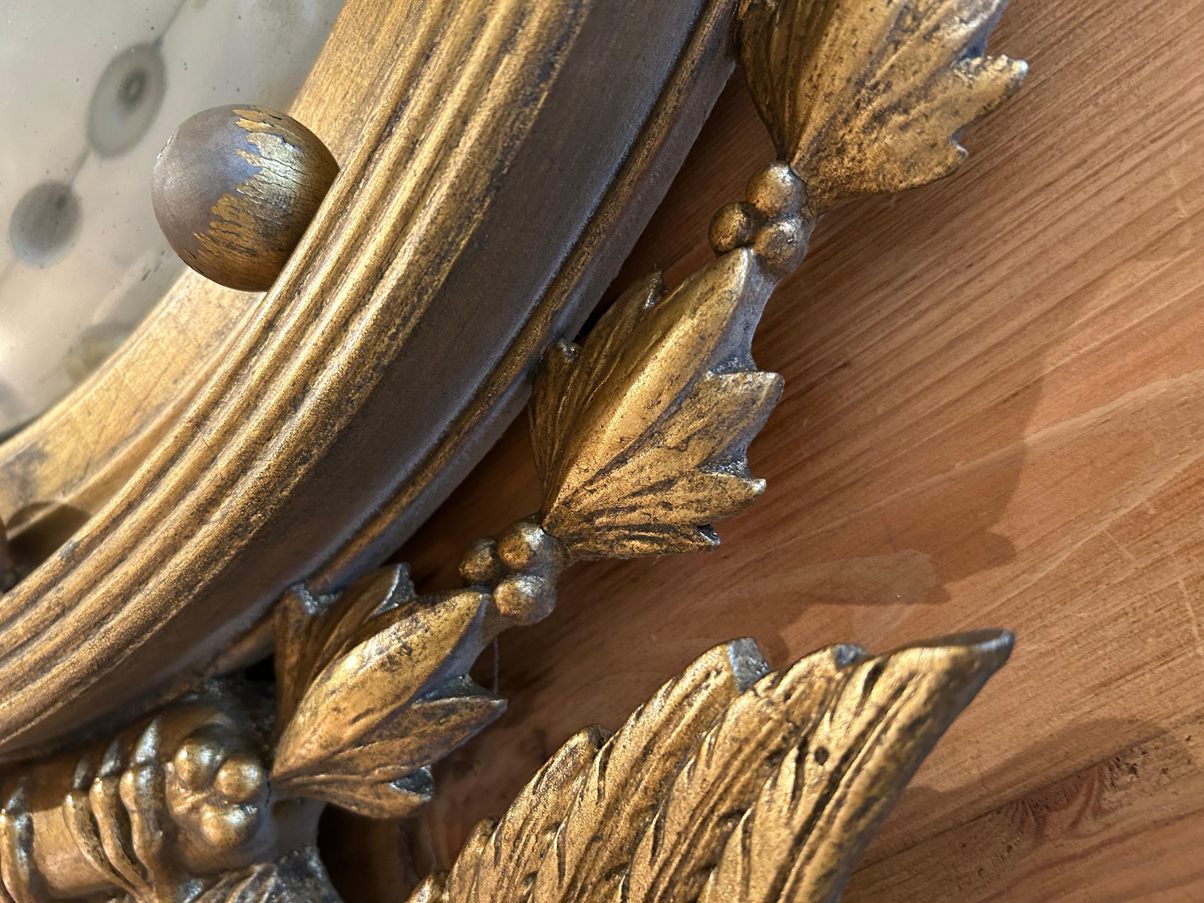 Regency Antique 19th Century American Federal Giltwood Eagle Bullseye Convex Mirror For Sale
