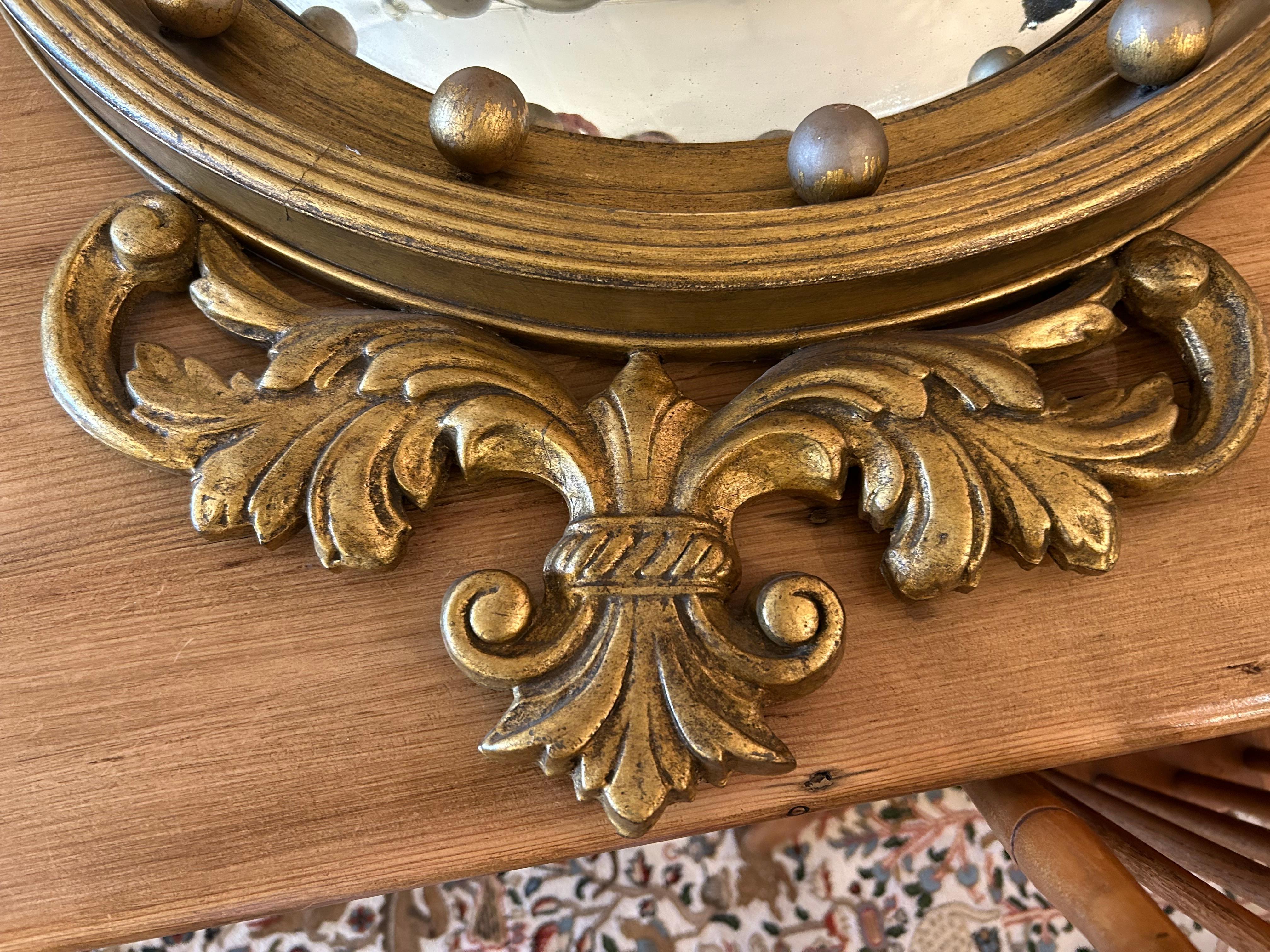 Antique 19th Century American Federal Giltwood Eagle Bullseye Convex Mirror For Sale 1
