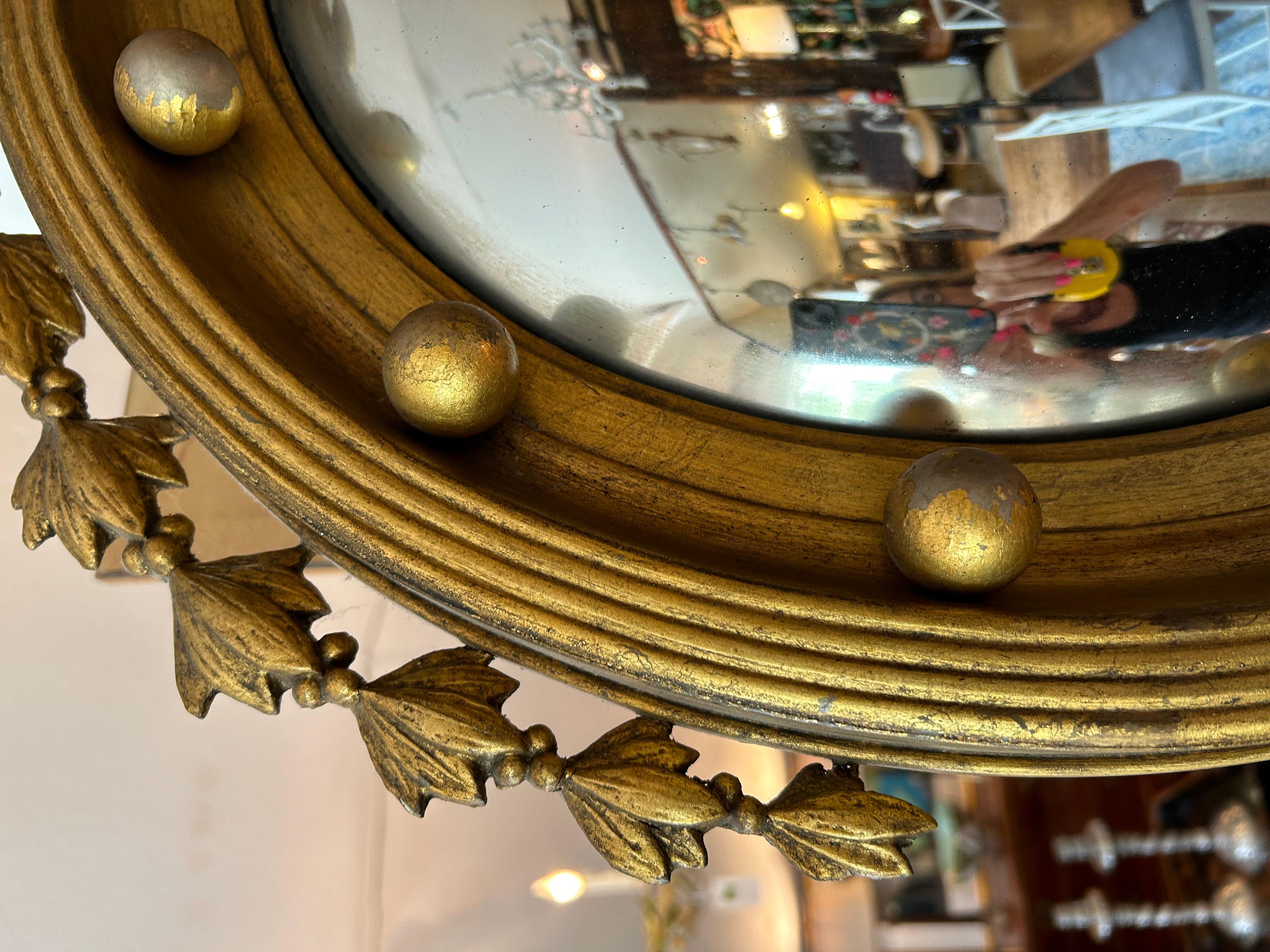 Antique 19th Century American Federal Giltwood Eagle Bullseye Convex Mirror For Sale 3