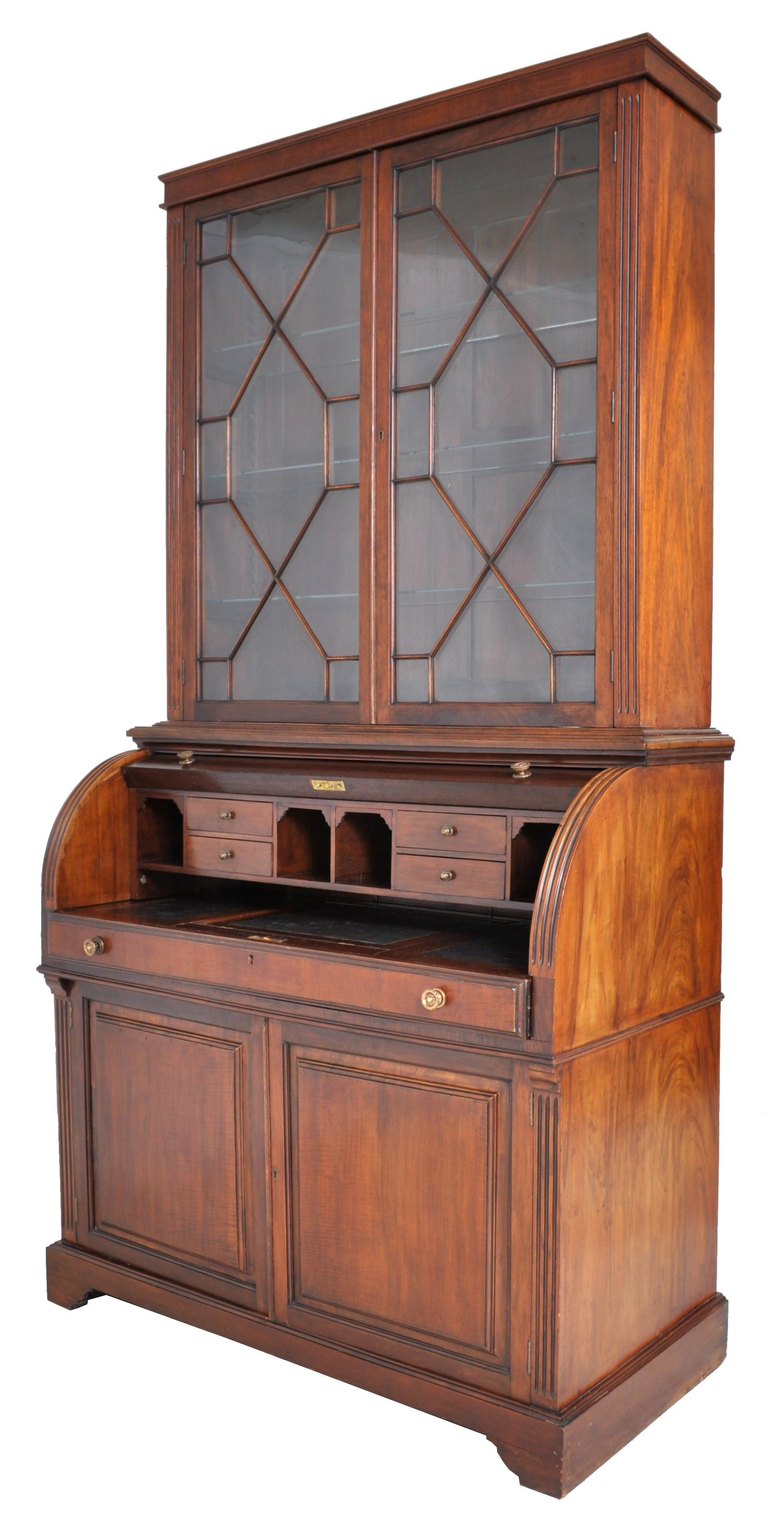 19th Century American Mahogany Cylinder Bookcase/Secretary/Desk, circa 1860 4