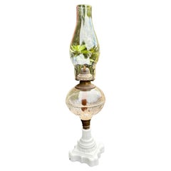 Lampe à l'huile américaine ancienne du 19ème siècle en verre dépoli 
