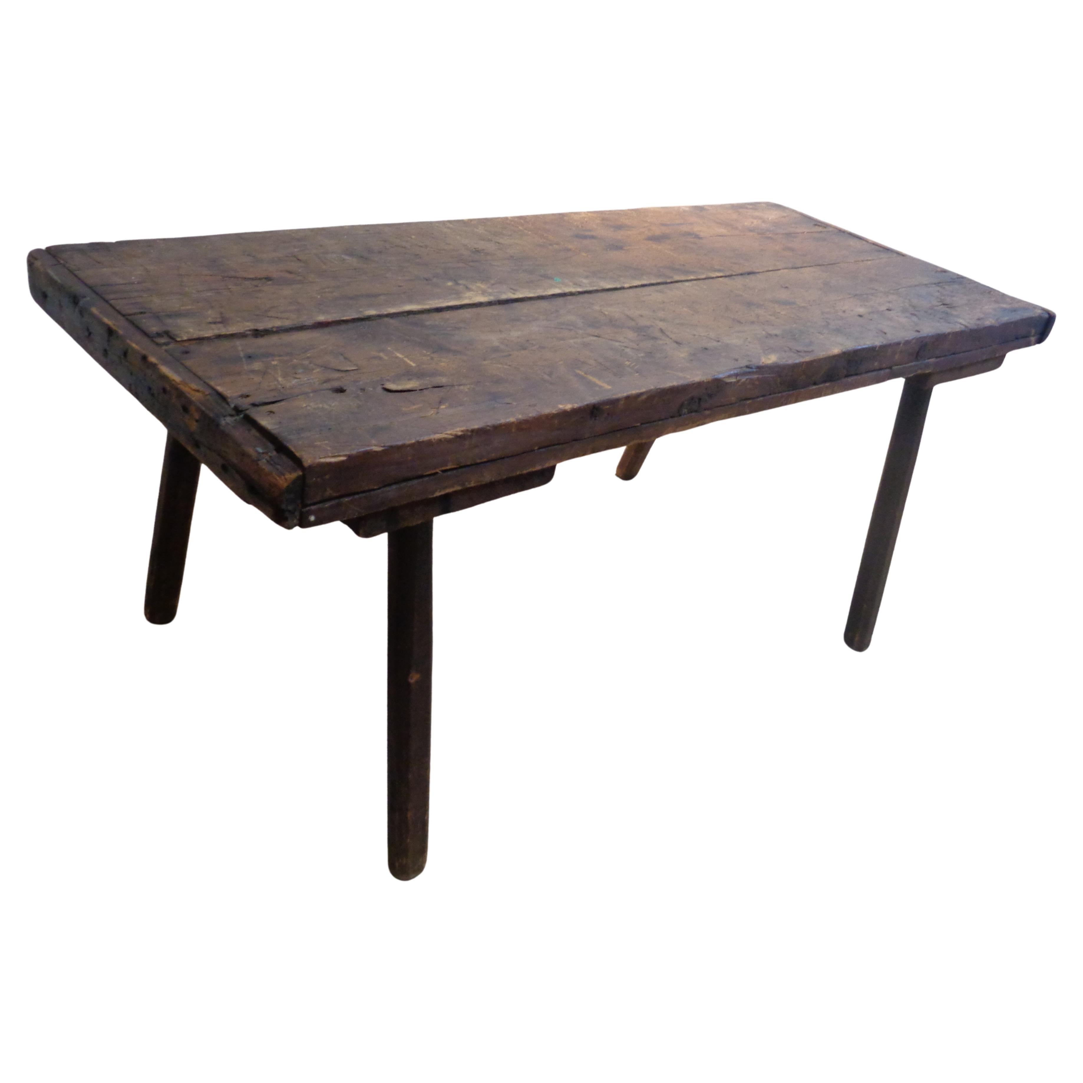 19th Century American Primitive Butchers Work Farm Table  In Good Condition In Rochester, NY