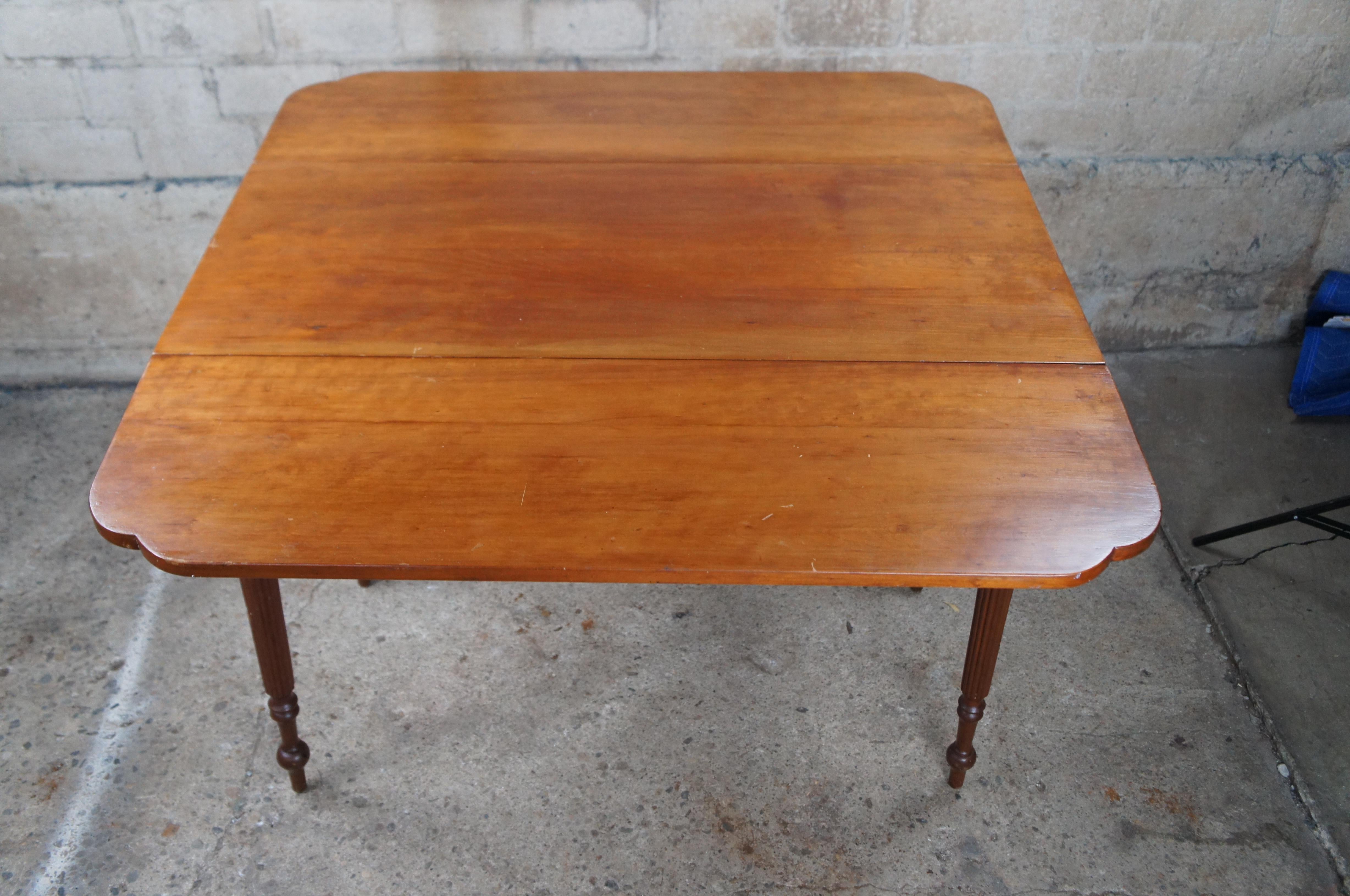 Antique 19th Century American Sheraton Cherry Drop Leaf Dining Console Table 40