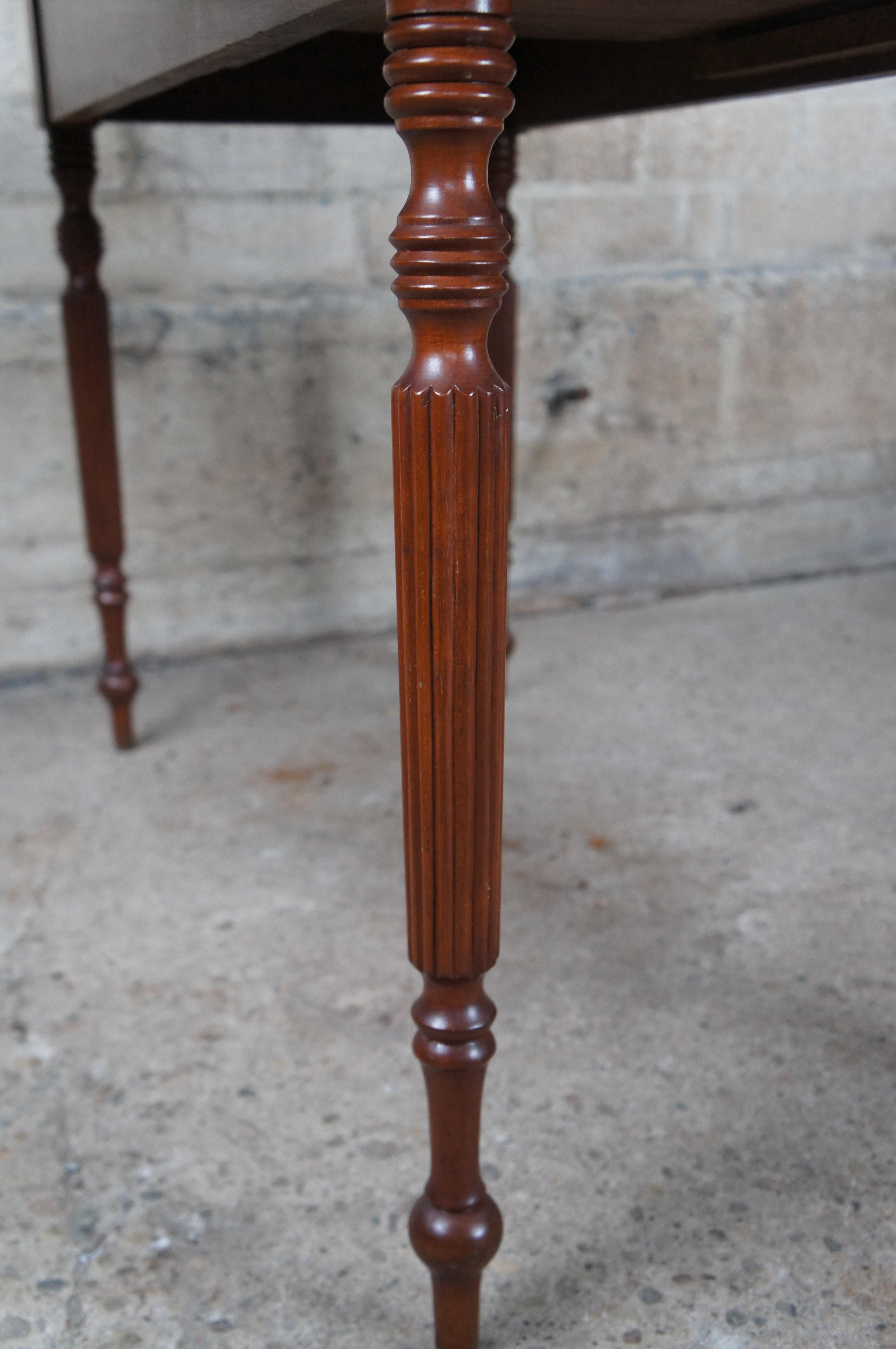 Antique 19th Century American Sheraton Cherry Drop Leaf Dining Console Table 40