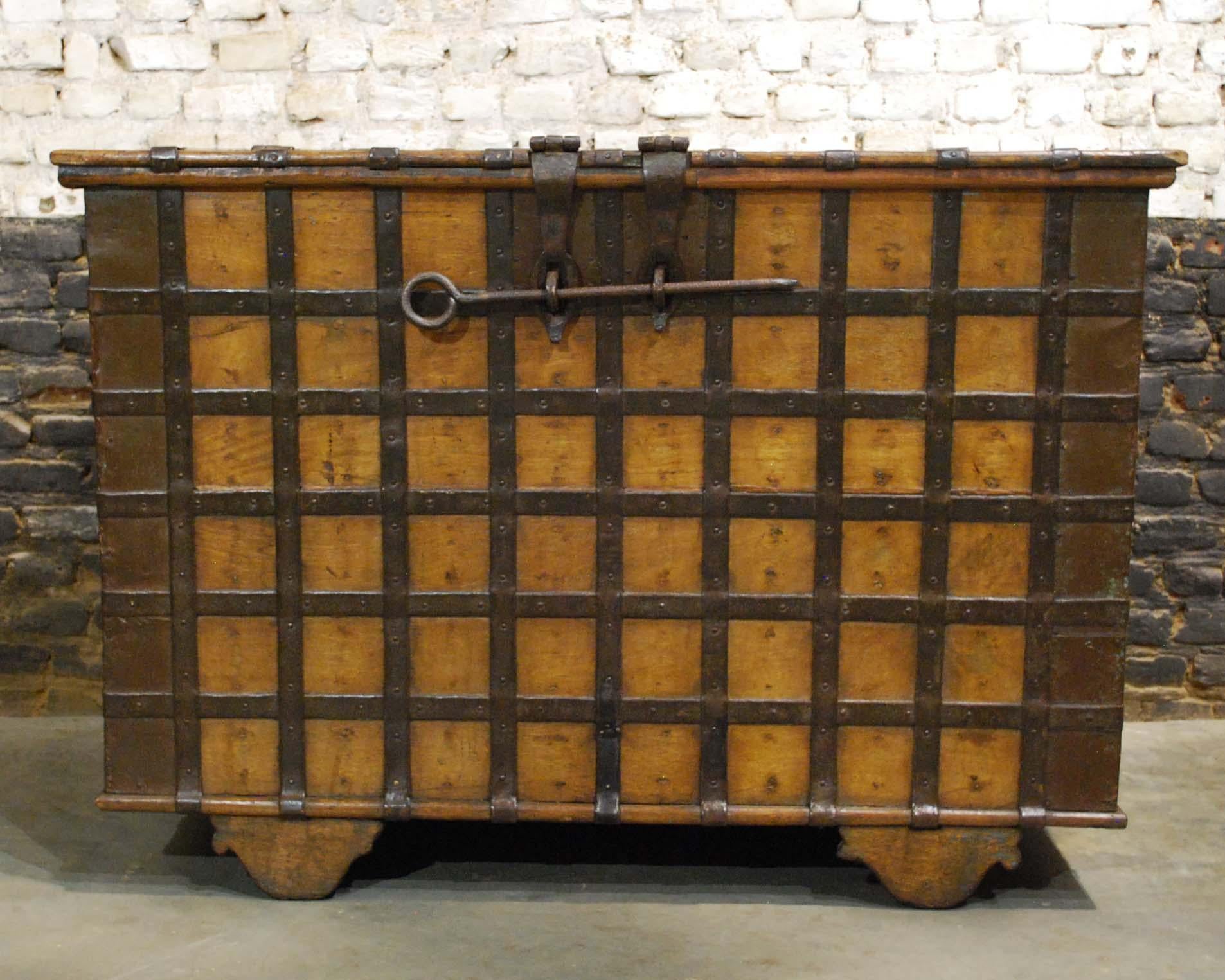 Forged Antique 19th Century Anglo-Indian Haveli Trunk with Iron-Clad Fittings For Sale