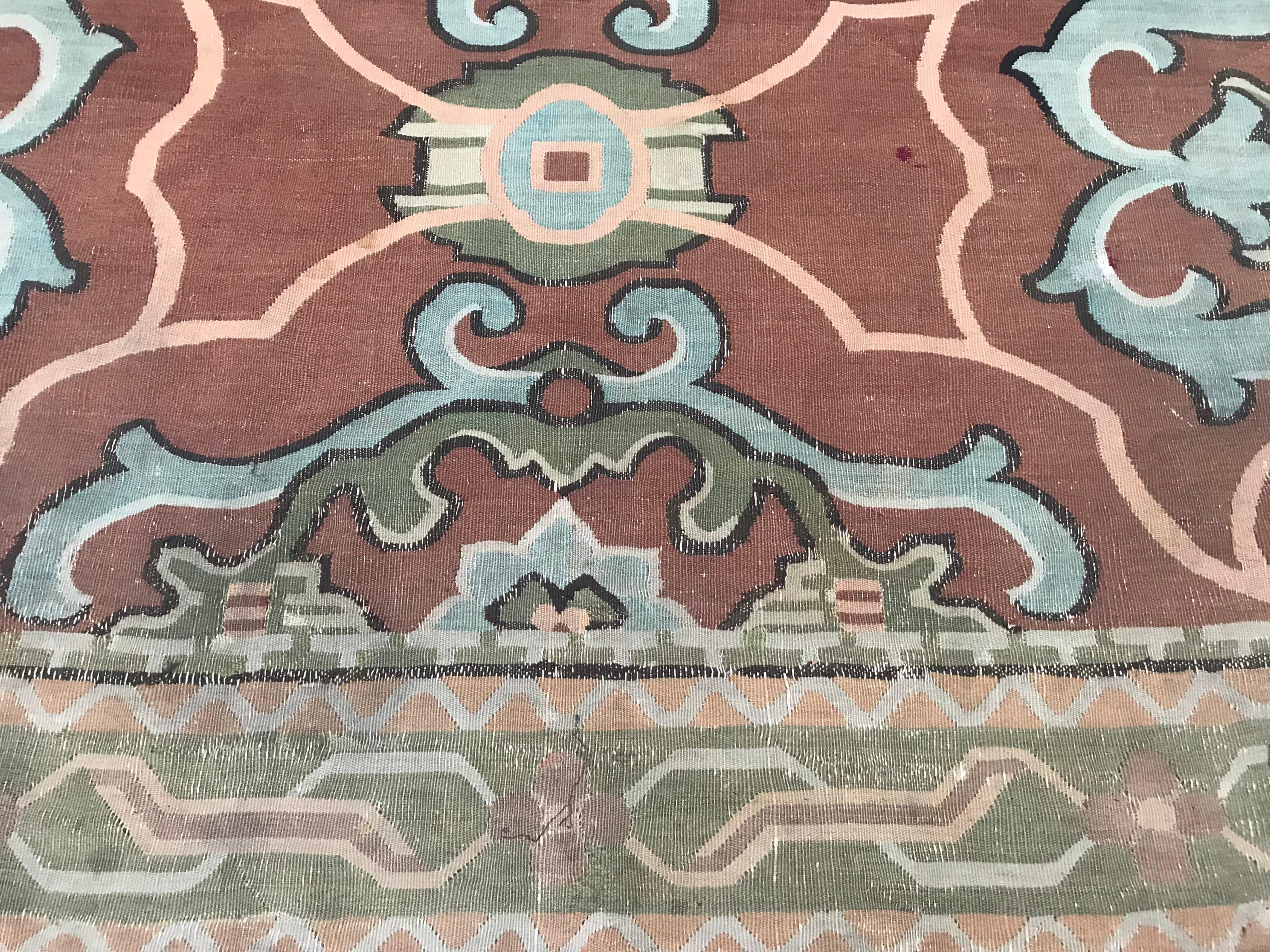Bobyrug's Antiker Aubusson-Teppich aus dem 19. Jahrhundert im Stil des 18. im Angebot 2