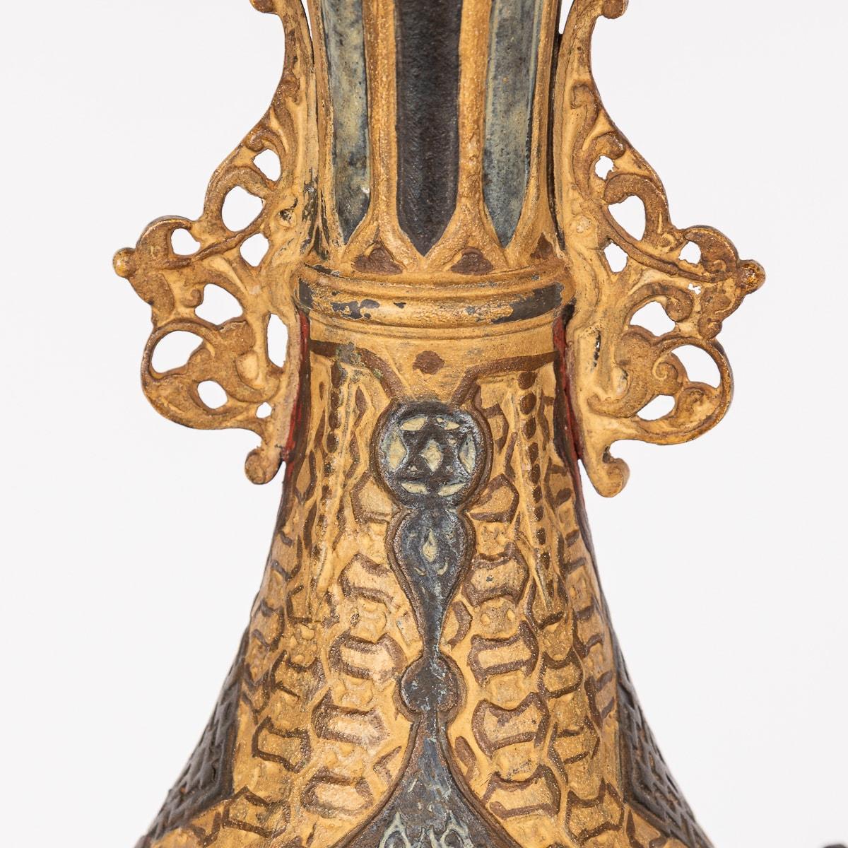 Antiker österreichischer Kamelkandelaber aus kalt bemalter Metall, 19. Jahrhundert, um 1880 im Angebot 3