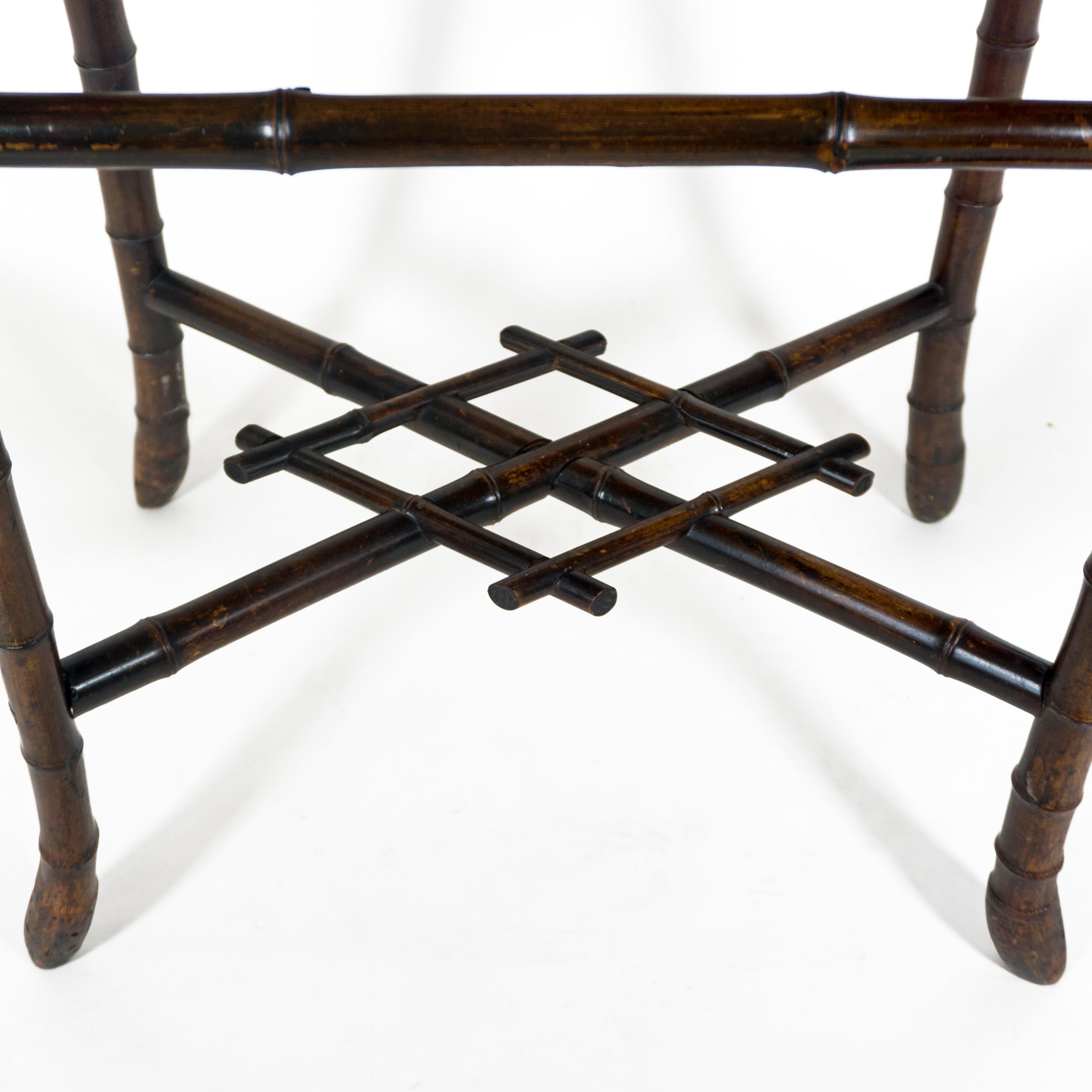 Antique 19th Century Bamboo Two Tier Side Table with Lacquared Chinoiserie Decor For Sale 3