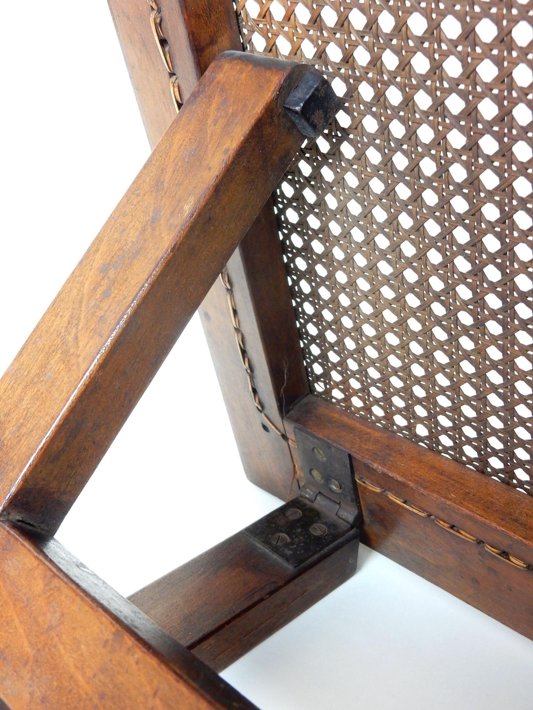 Antique 19th Century Wicker Beach Lounge Backrest by J. Carter of London In Good Condition For Sale In Las Vegas, NV