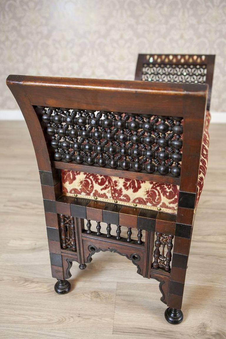 Banc ancien du 19e siècle en bois exotique de couleur Brown foncé, rembourré Bon état - En vente à Opole, PL