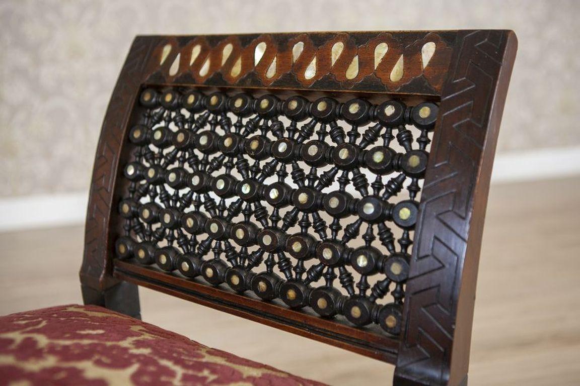 Banc ancien du 19e siècle en bois exotique de couleur Brown foncé, rembourré en vente 1