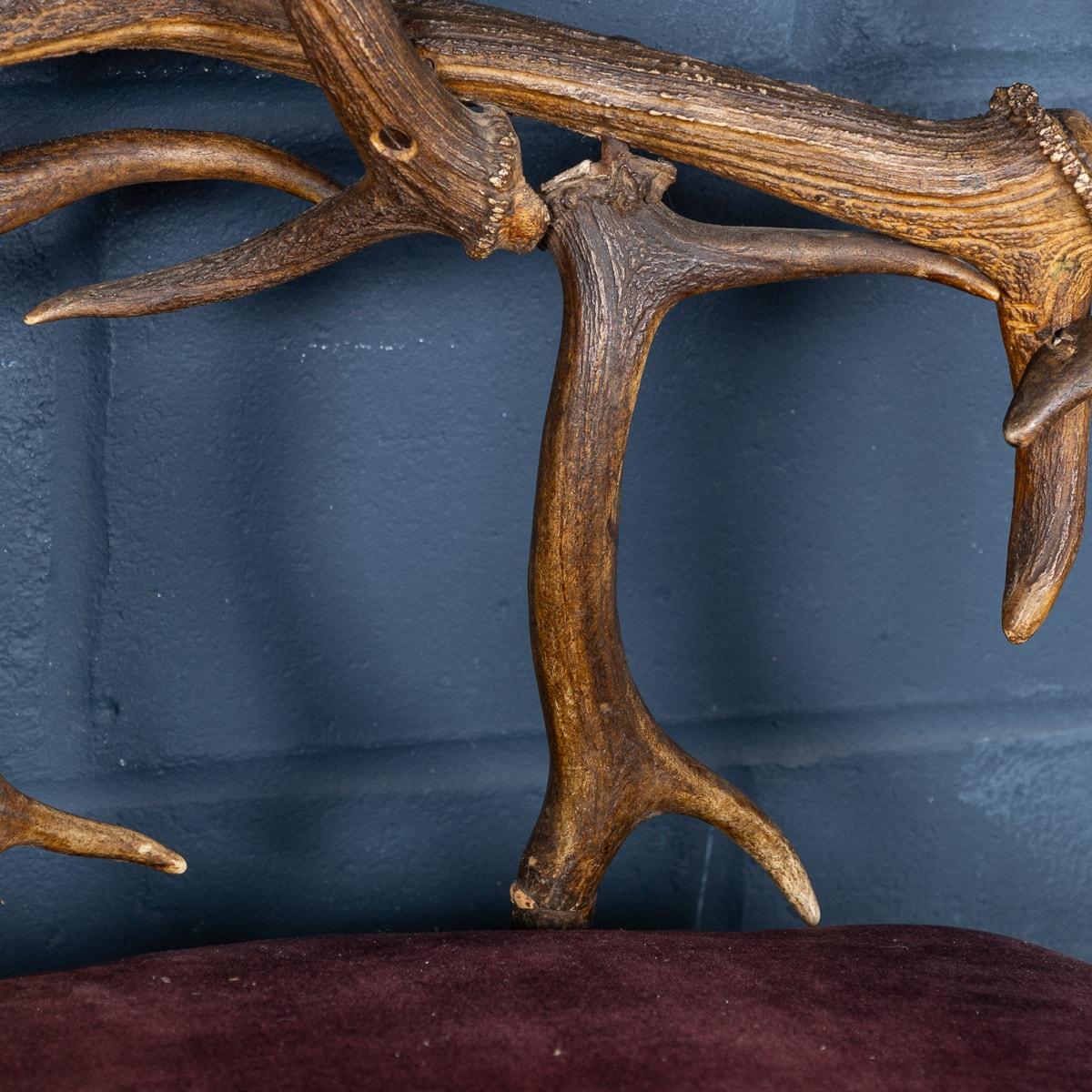 Antikes Black Forest Horn Sofa, 19. Jahrhundert, Schweiz/Deutschland um 1890 im Angebot 9