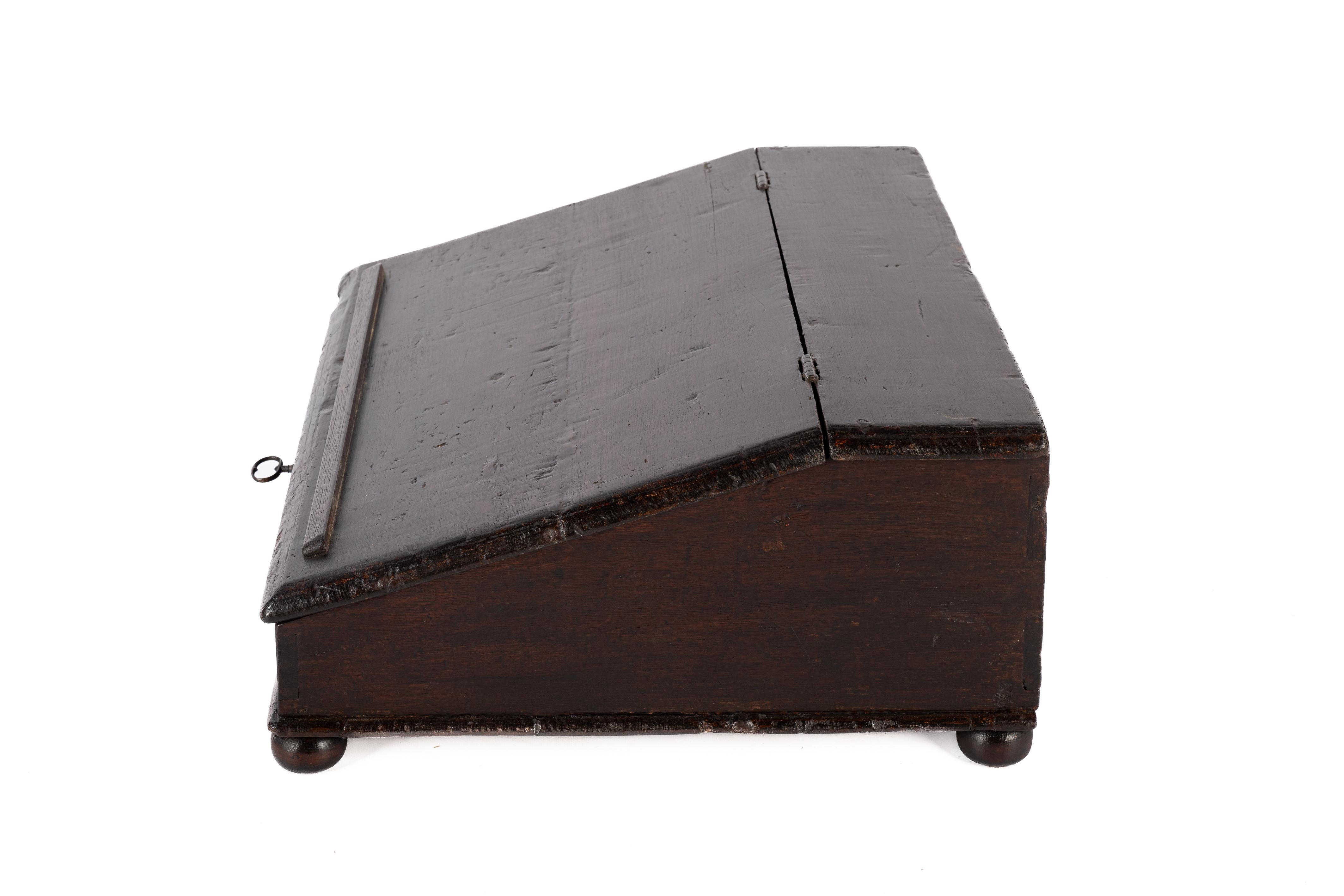 Steel Antique 19th century blacked dark brown oak Dutch Lectern or portable desk For Sale