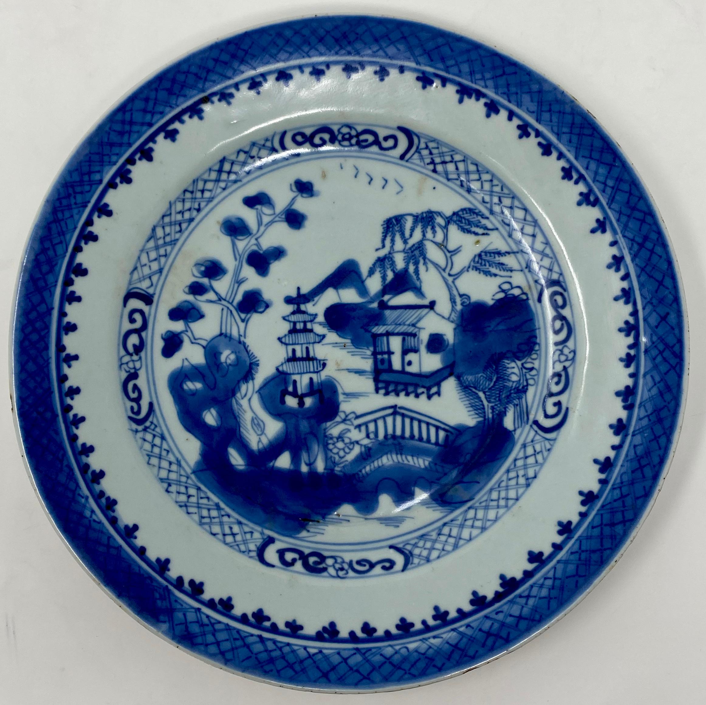 Ancienne plaque de canton bleue du 19ème siècle Bon état - En vente à New Orleans, LA