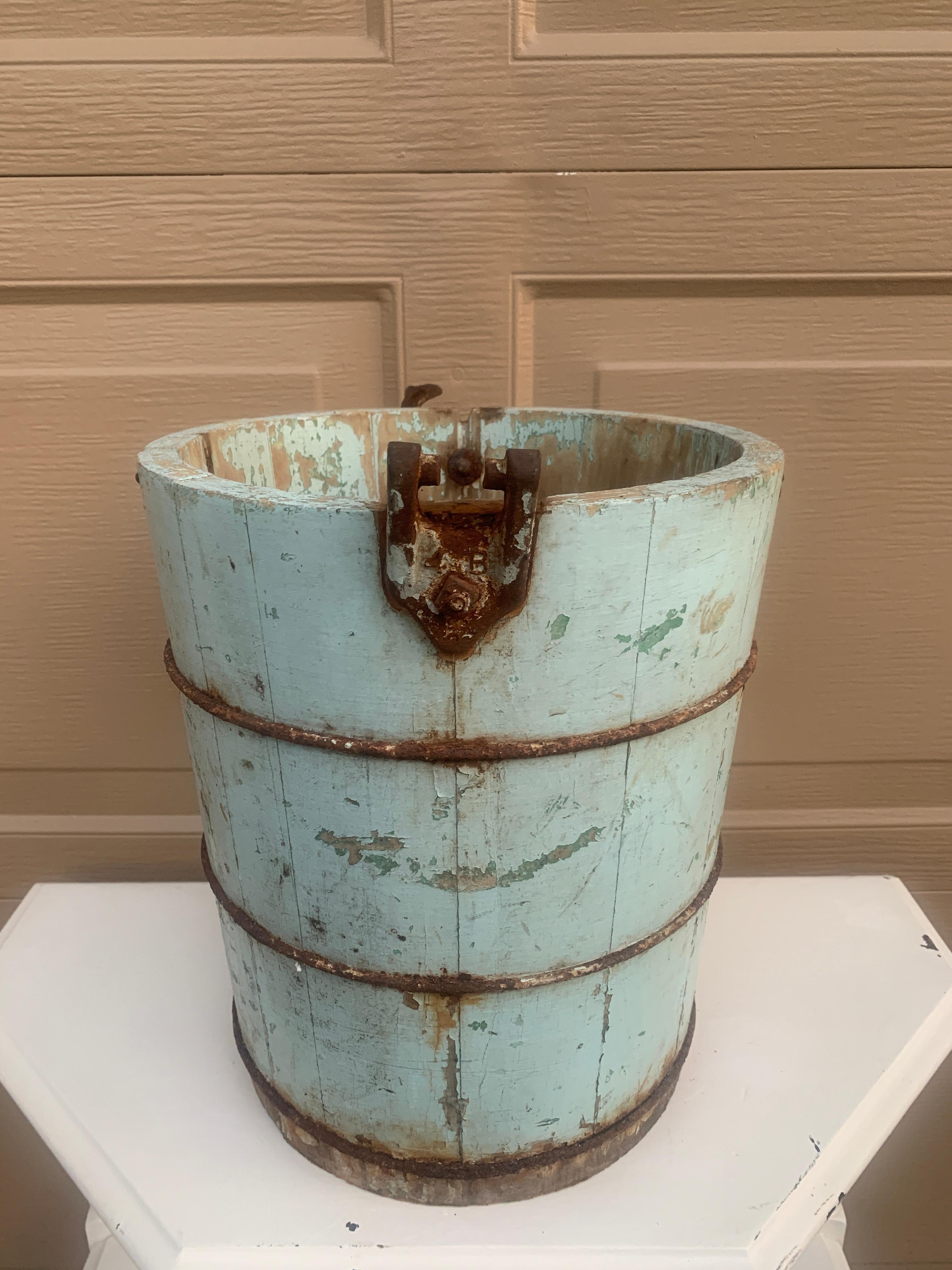 Antique 19th Century Blue Wooden Bucket or Waste Basket For Sale 4
