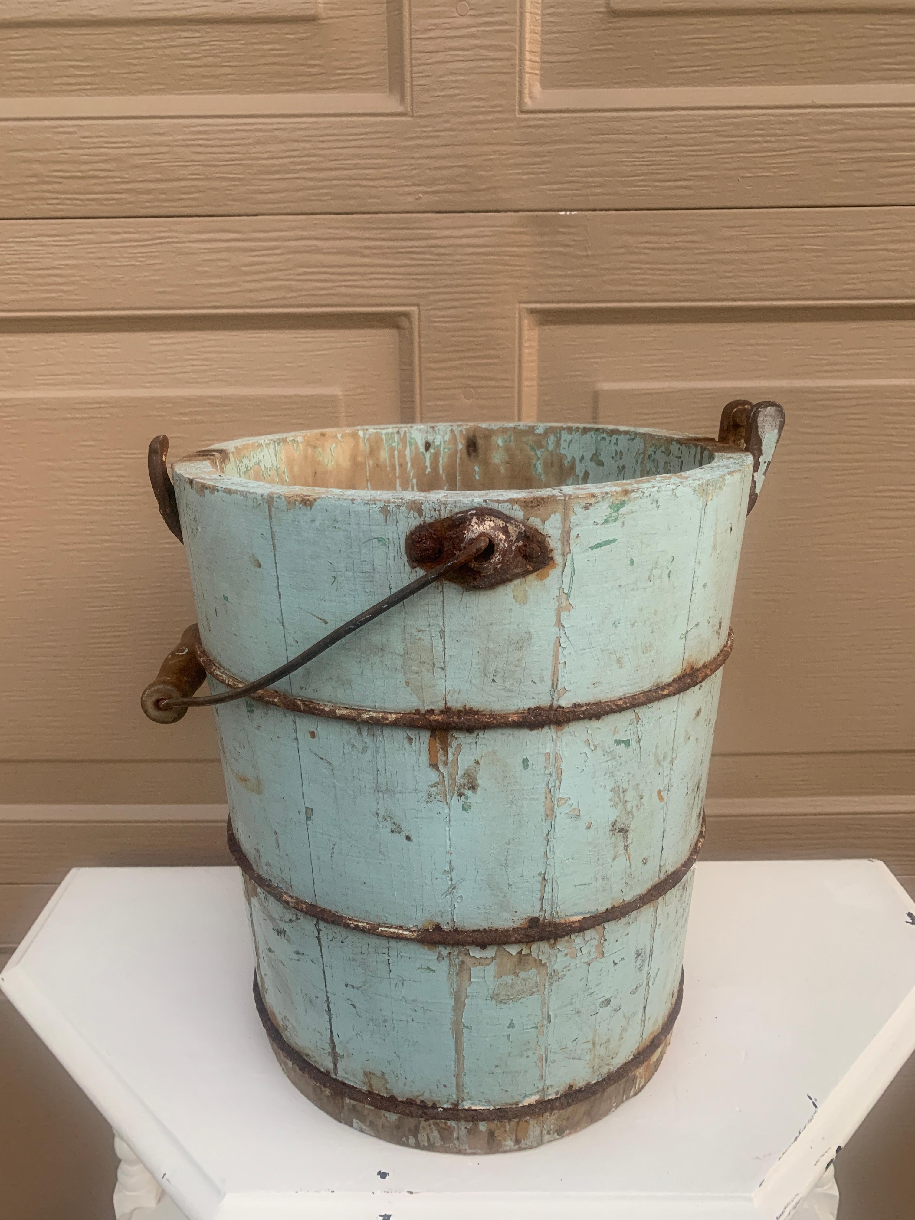 Antique 19th Century Blue Wooden Bucket or Waste Basket For Sale 3