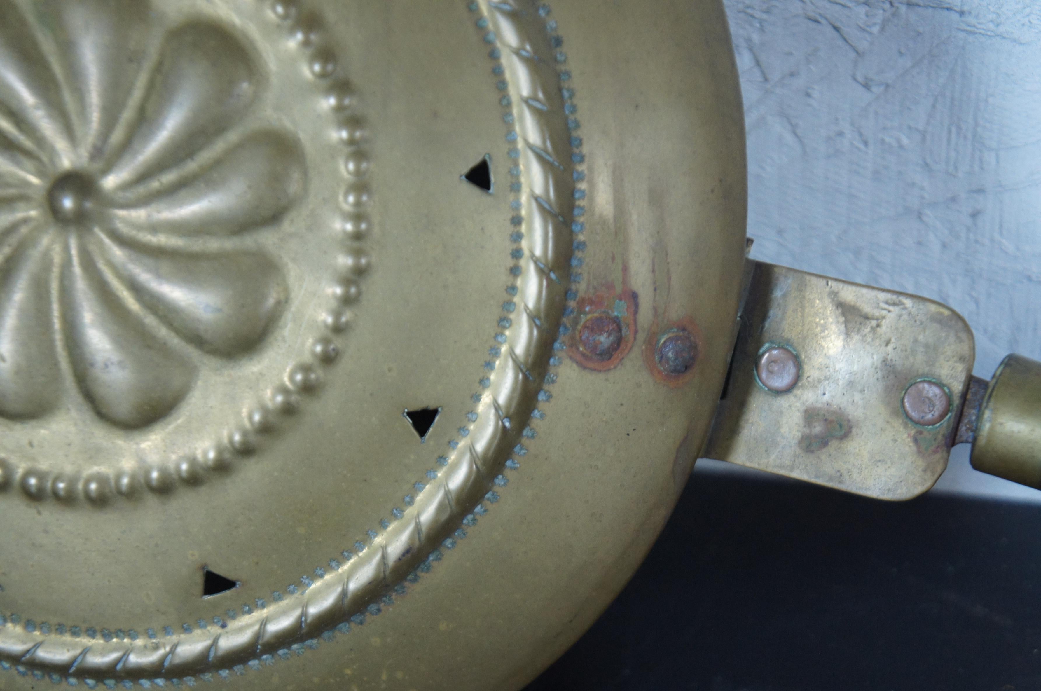 Antique 19th Century Brass Bed Warmer Warming Pan Pinwheel Flower 4