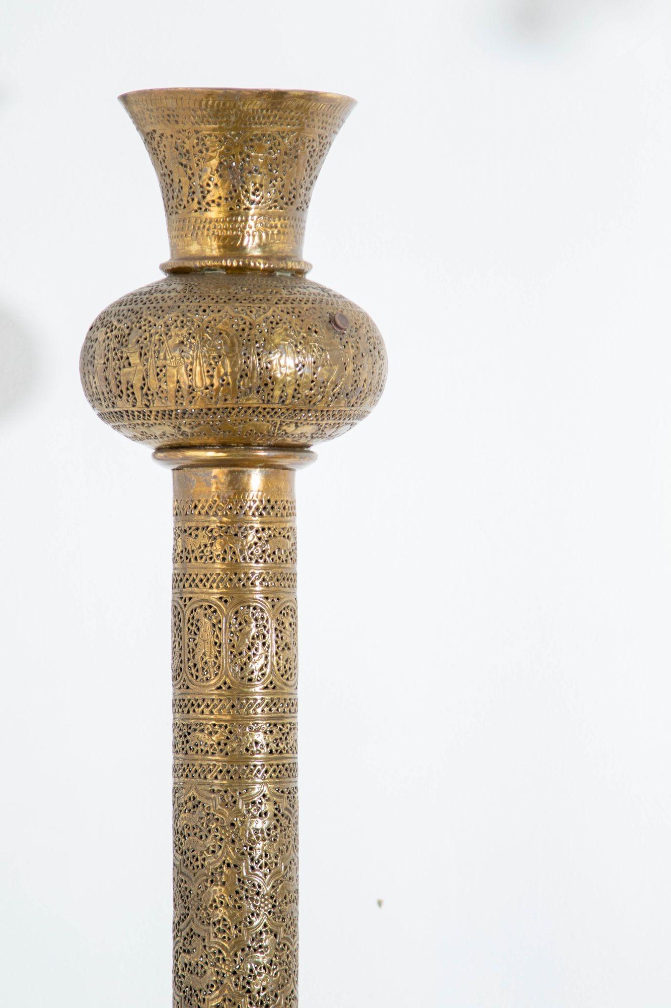 Antique 19th Century Brass Islamic Middle Eastern Floor Lamp In Good Condition For Sale In North Hollywood, CA
